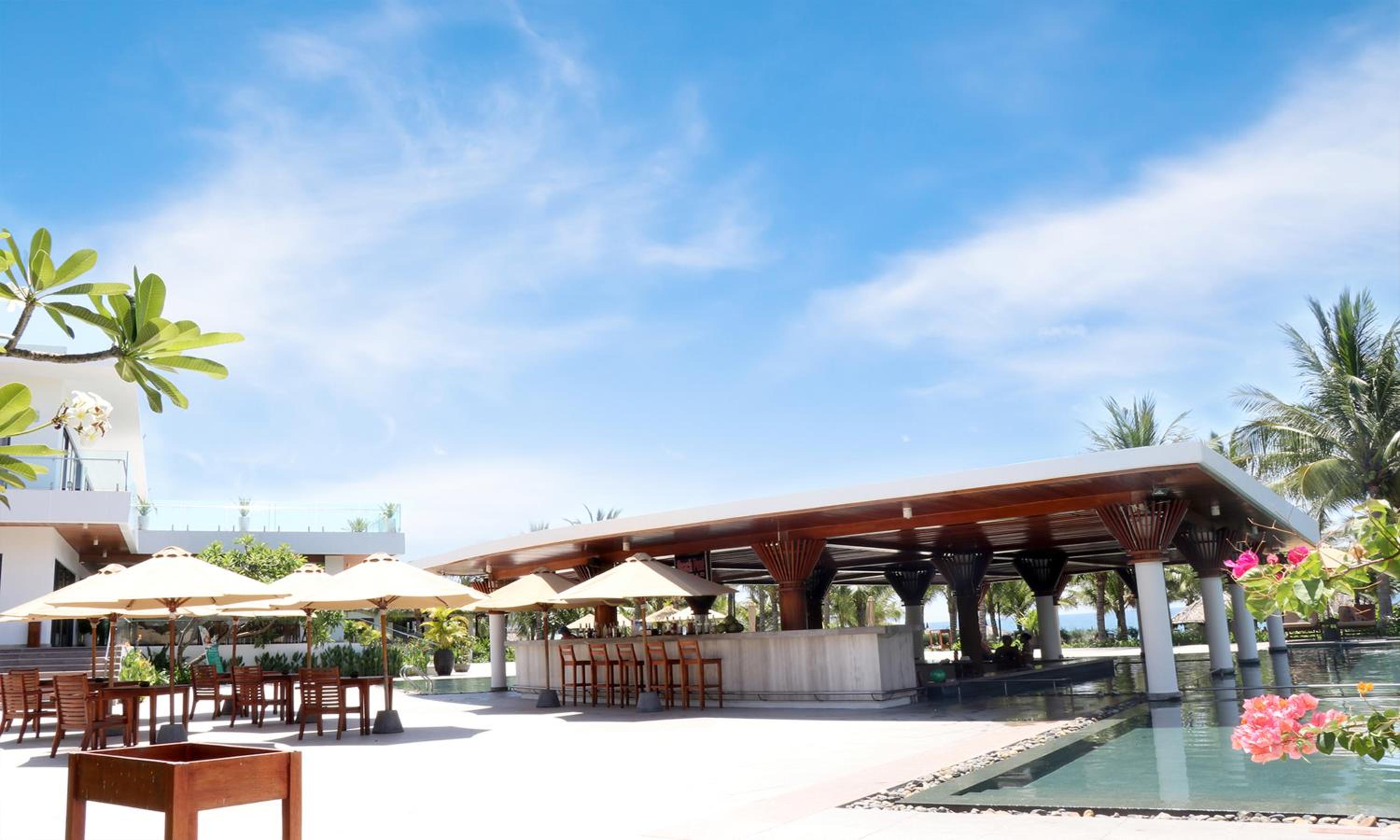 Cam Ranh Riviera Beach Resort & Spa 12