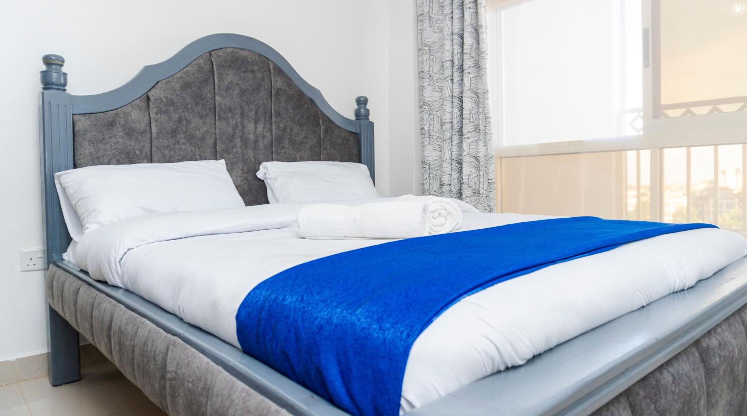 CastleHomes 1 bedroom Furnished Apartments view 2
