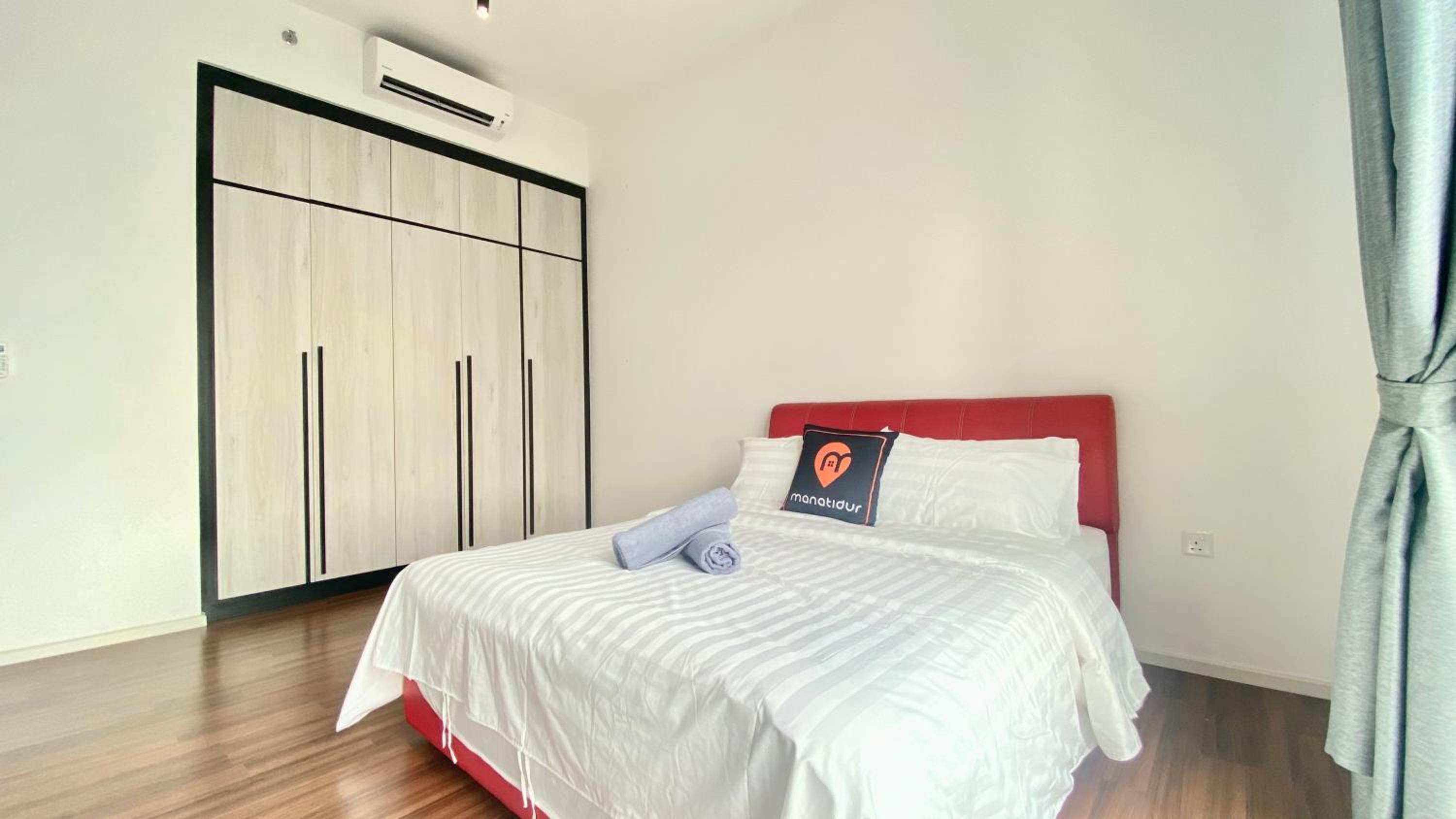 UNA Serviced Apartment by manatidur