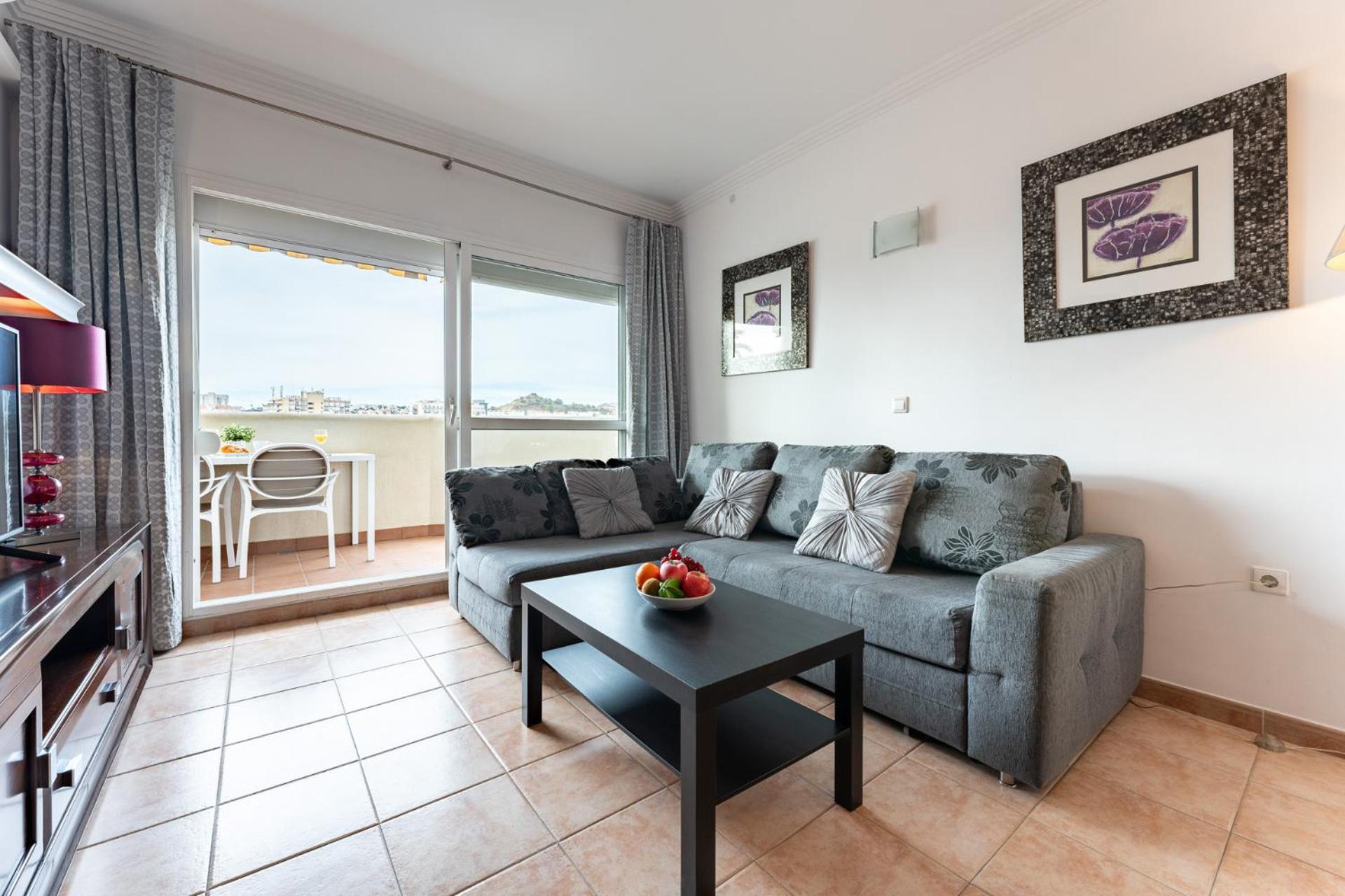 Benalbeach Bliss Seafront Retreat with Balcony