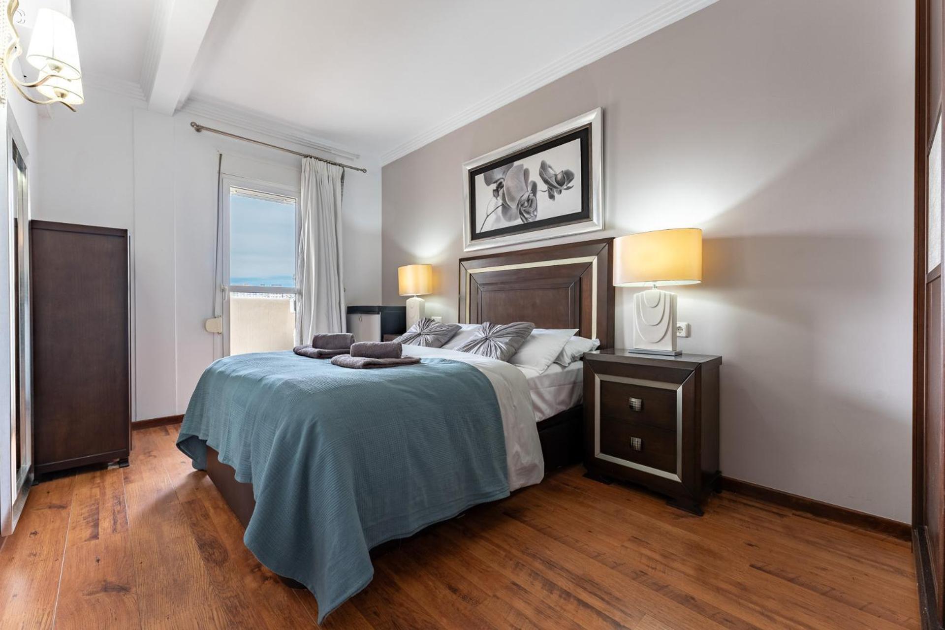 Benalbeach Bliss Seafront Retreat with Balcony