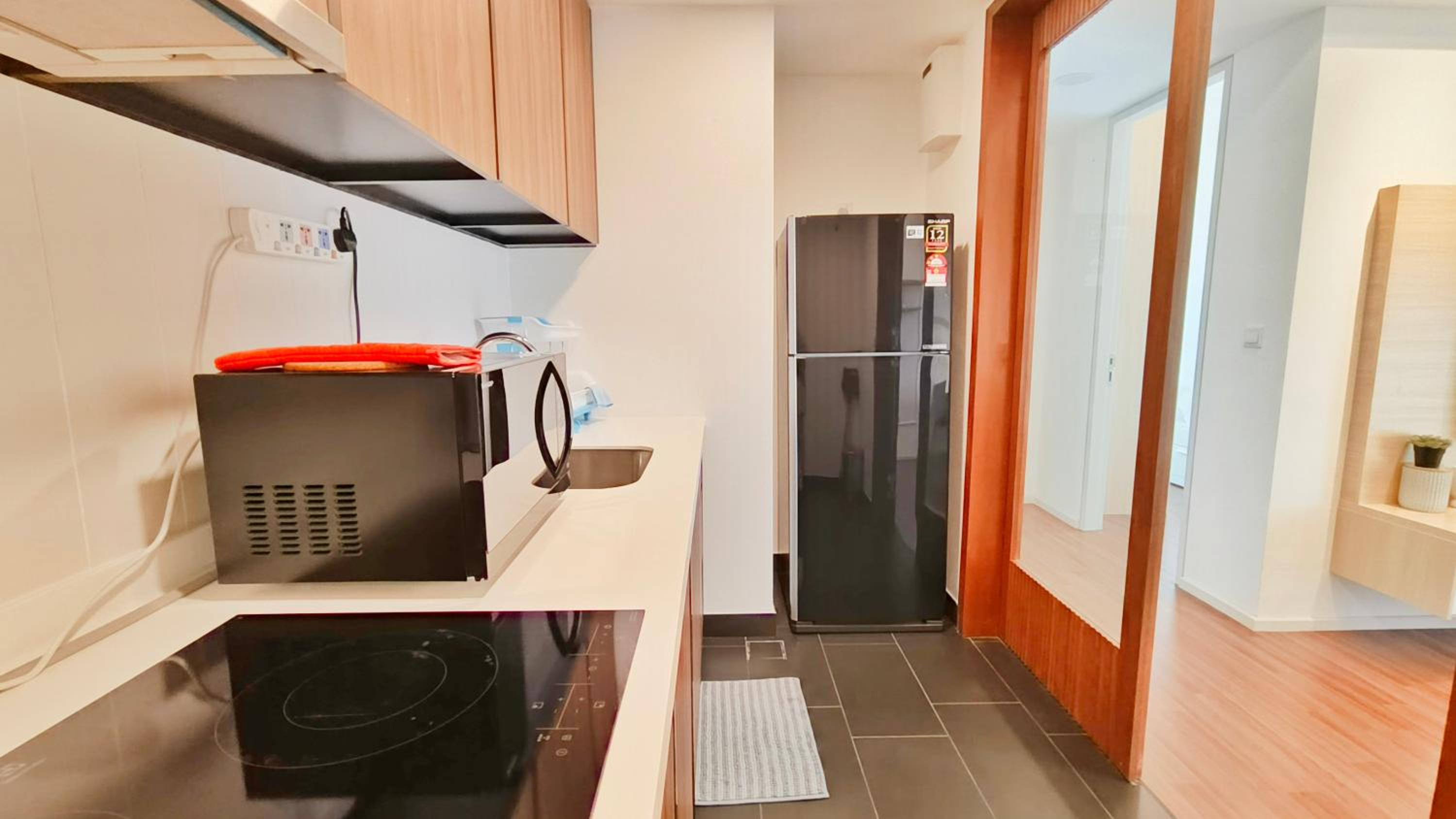 UNA Serviced Apartment by manatidur