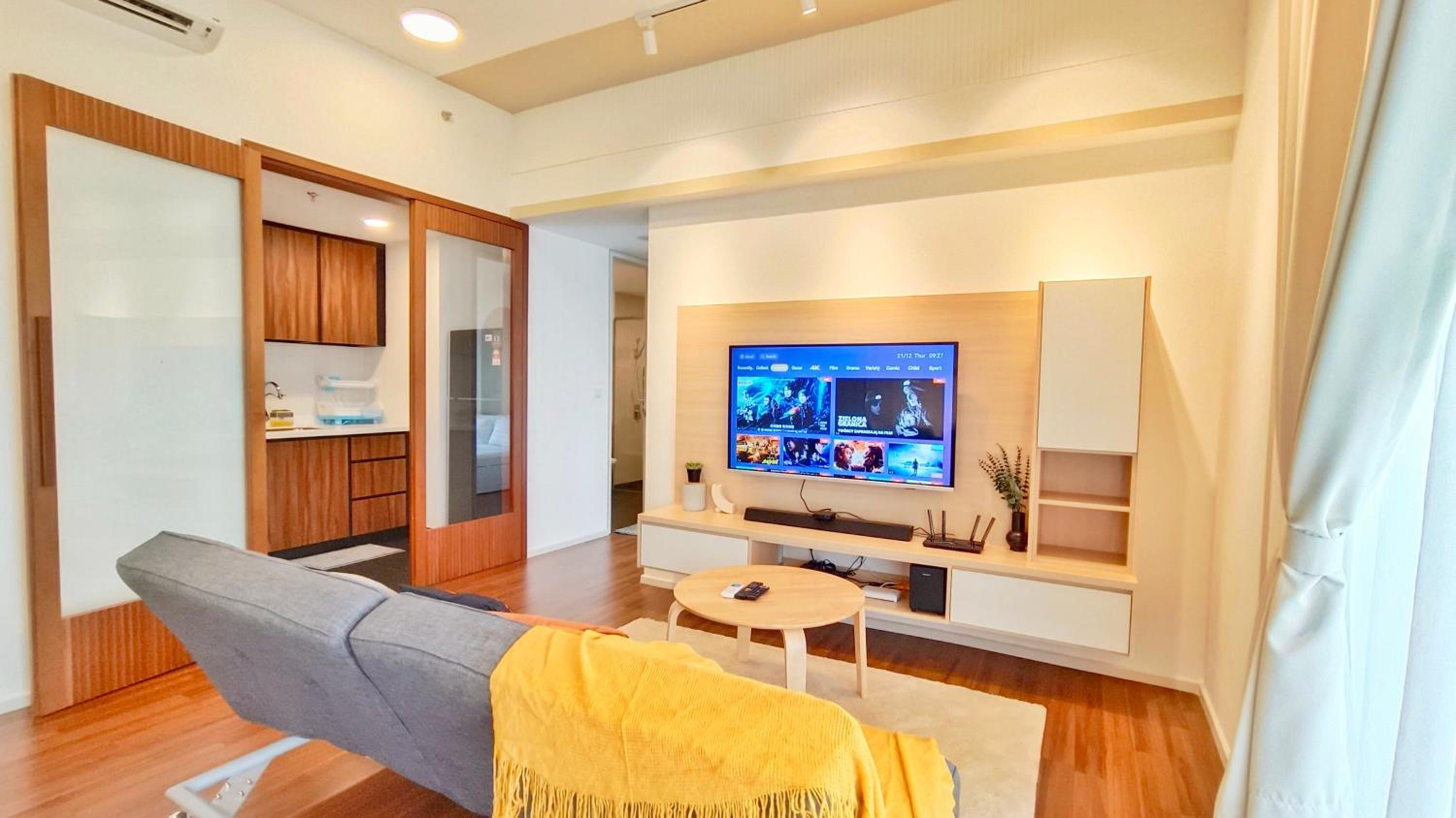 UNA Serviced Apartment by manatidur