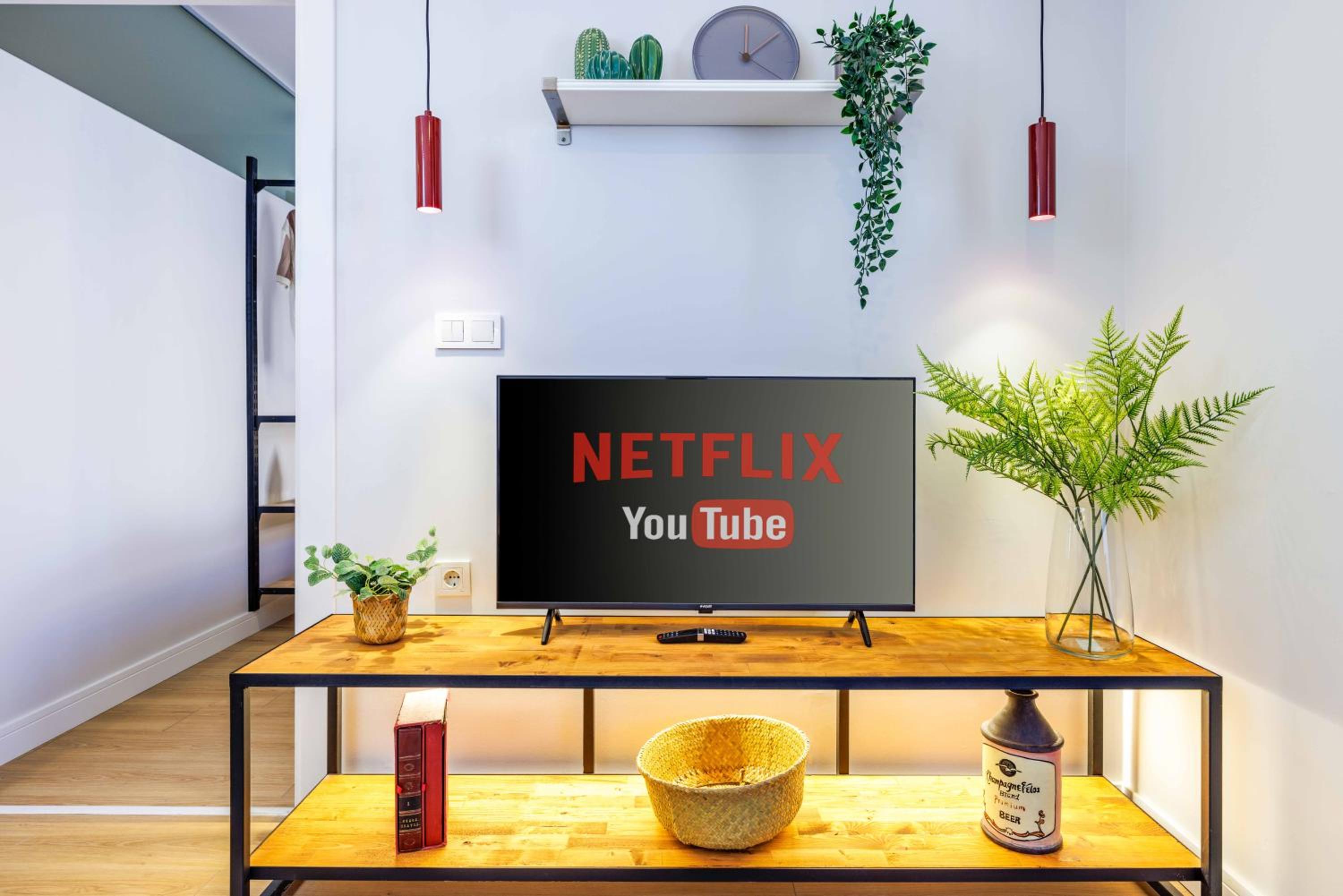 Monnas Suite - Image 181