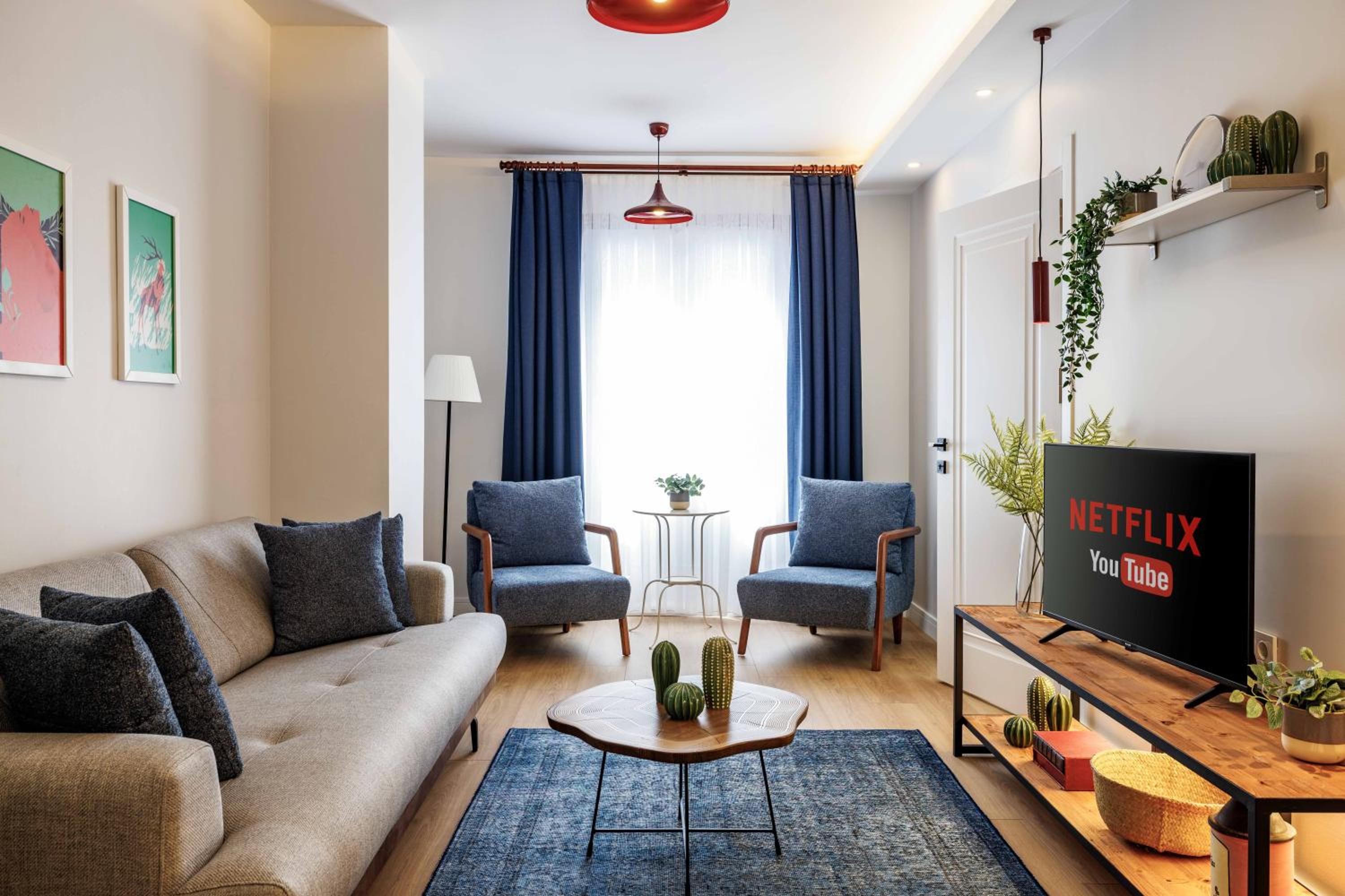 Monnas Suite - Image 92