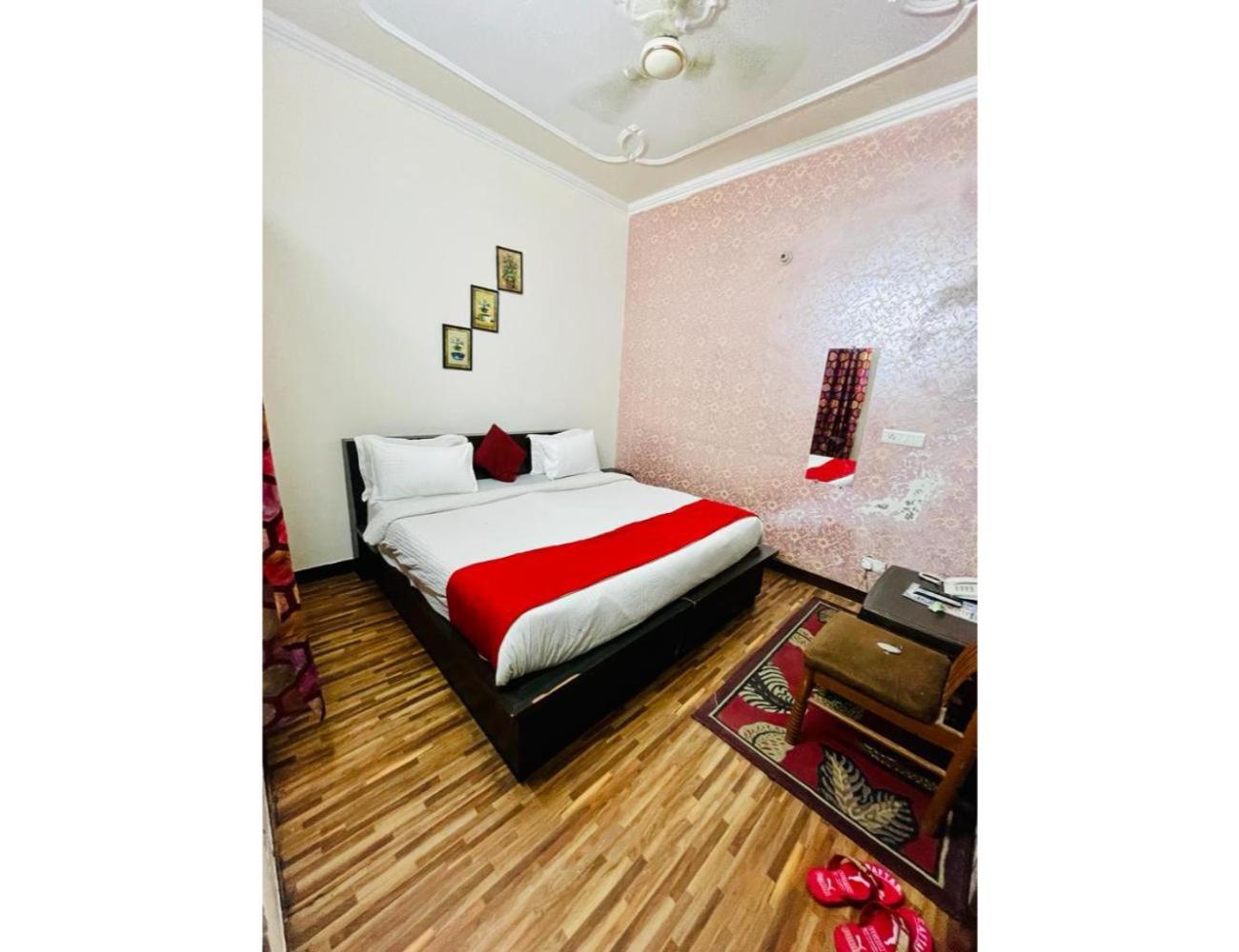 Hotel kulwant, Balongi Punjab view 3