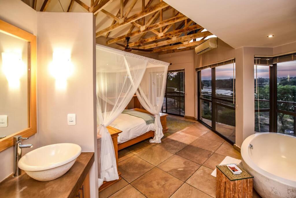 Impangele River Lodge