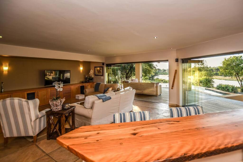 Impangele River Lodge