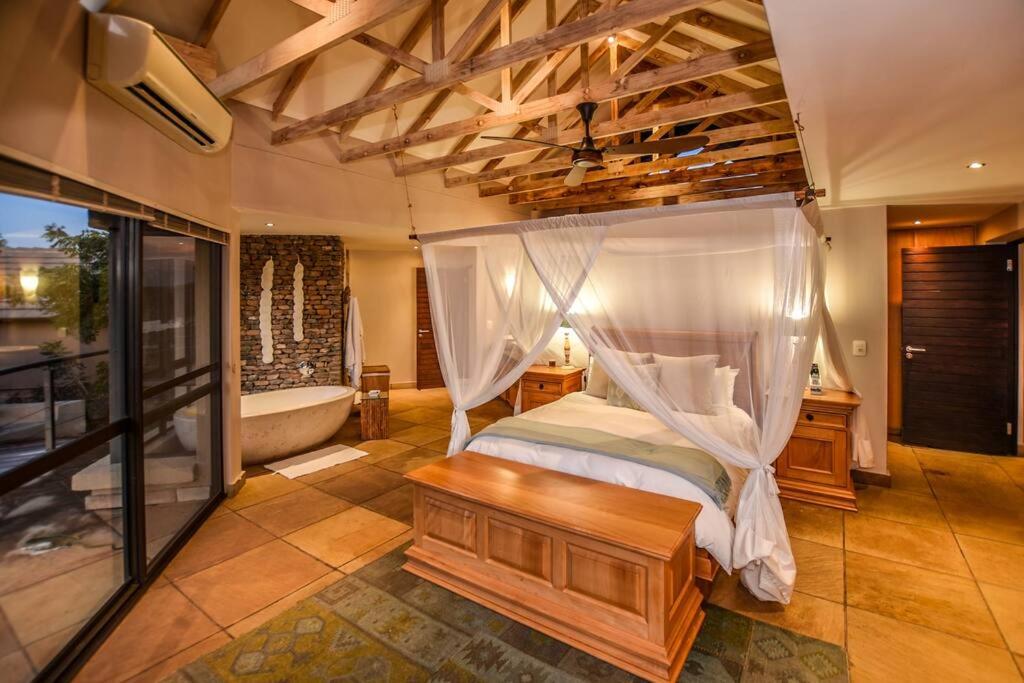 Impangele River Lodge