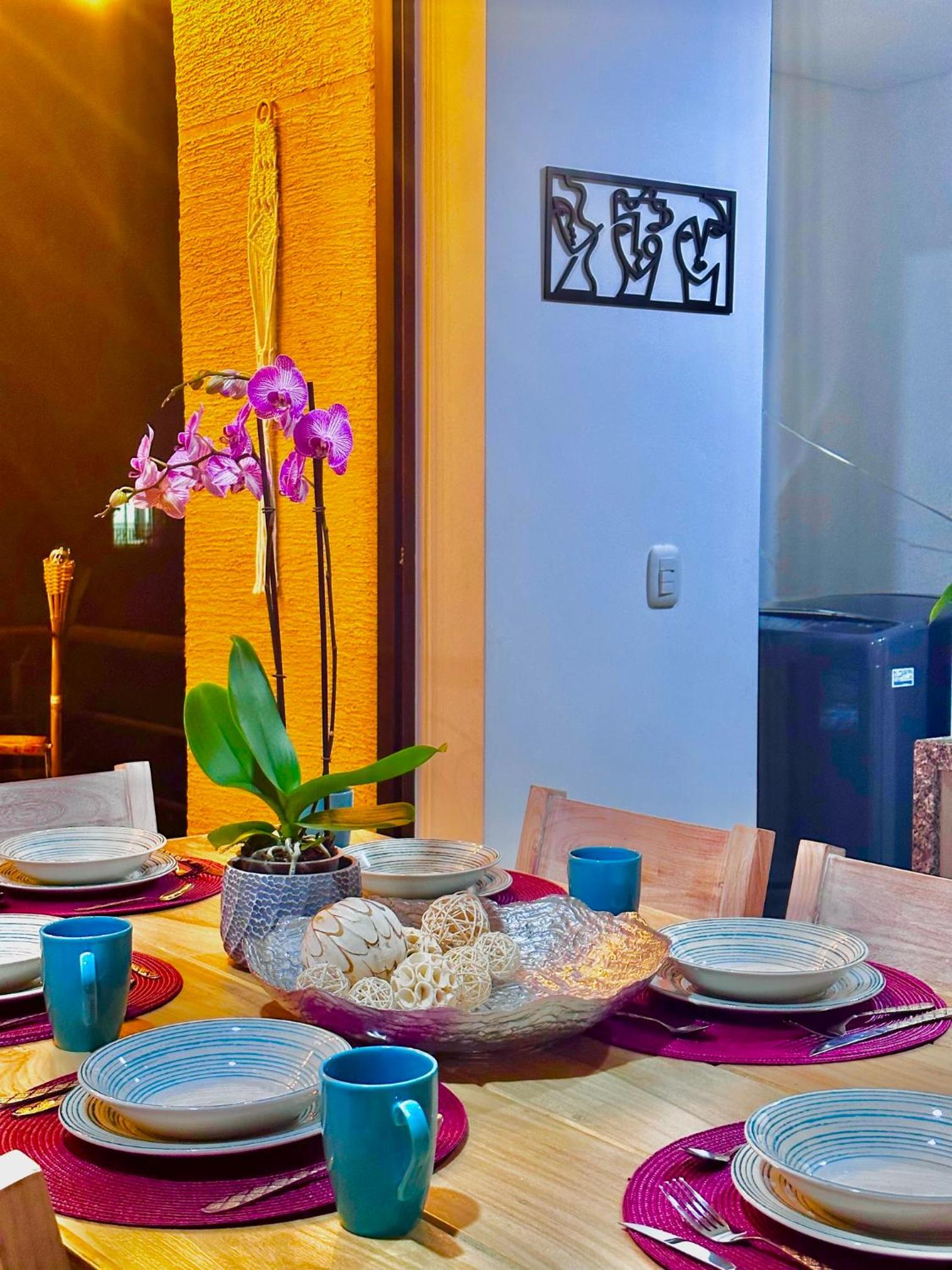 Apartamento Condominio Vacaciones G305 a 5 Minutos del Aeropuerto, 20 minutos del parque del cafe cerca en Armenia, Ubicado en La Tebaida.