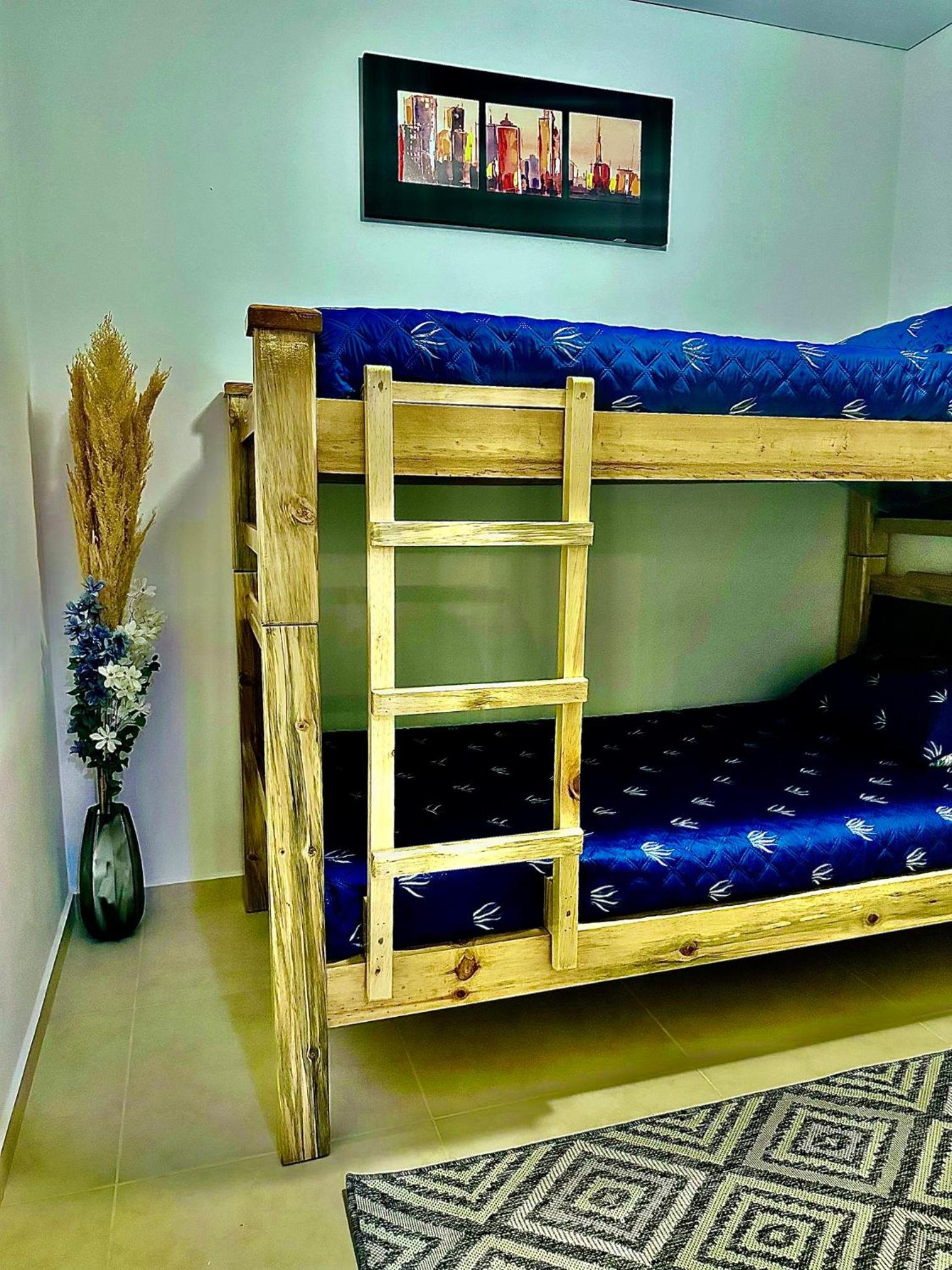 Apartamento Condominio Vacaciones G305 a 5 Minutos del Aeropuerto, 20 minutos del parque del cafe cerca en Armenia, Ubicado en La Tebaida.