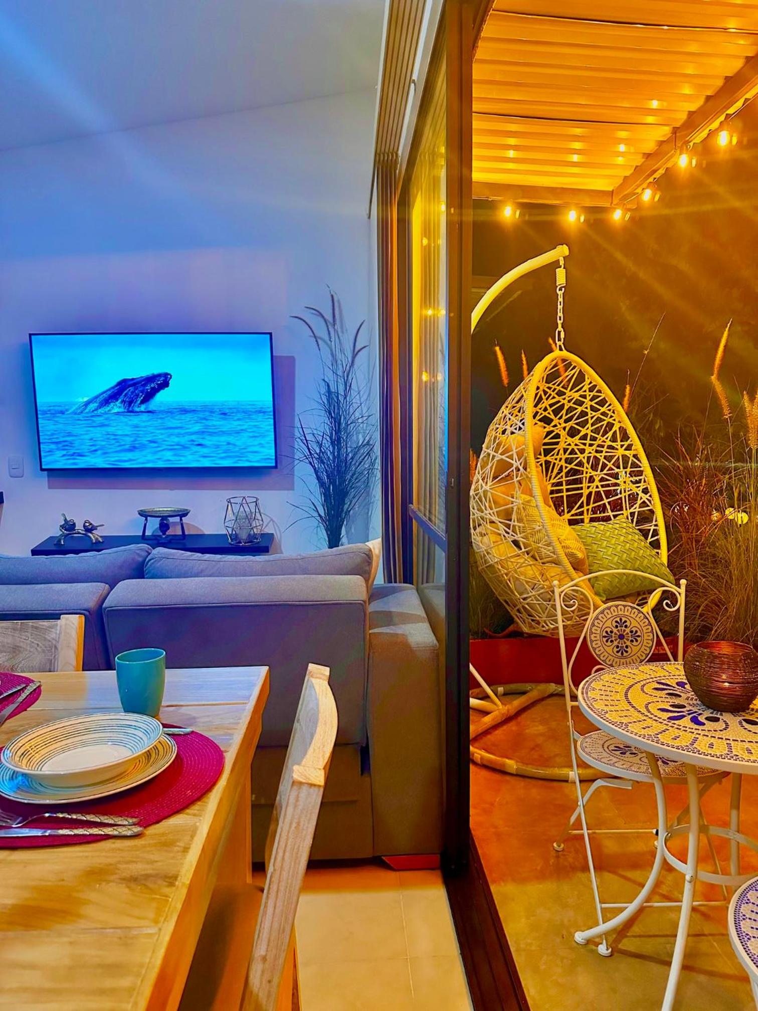 Apartamento Condominio Vacaciones G305 a 5 Minutos del Aeropuerto, 20 minutos del parque del cafe cerca en Armenia, Ubicado en La Tebaida.