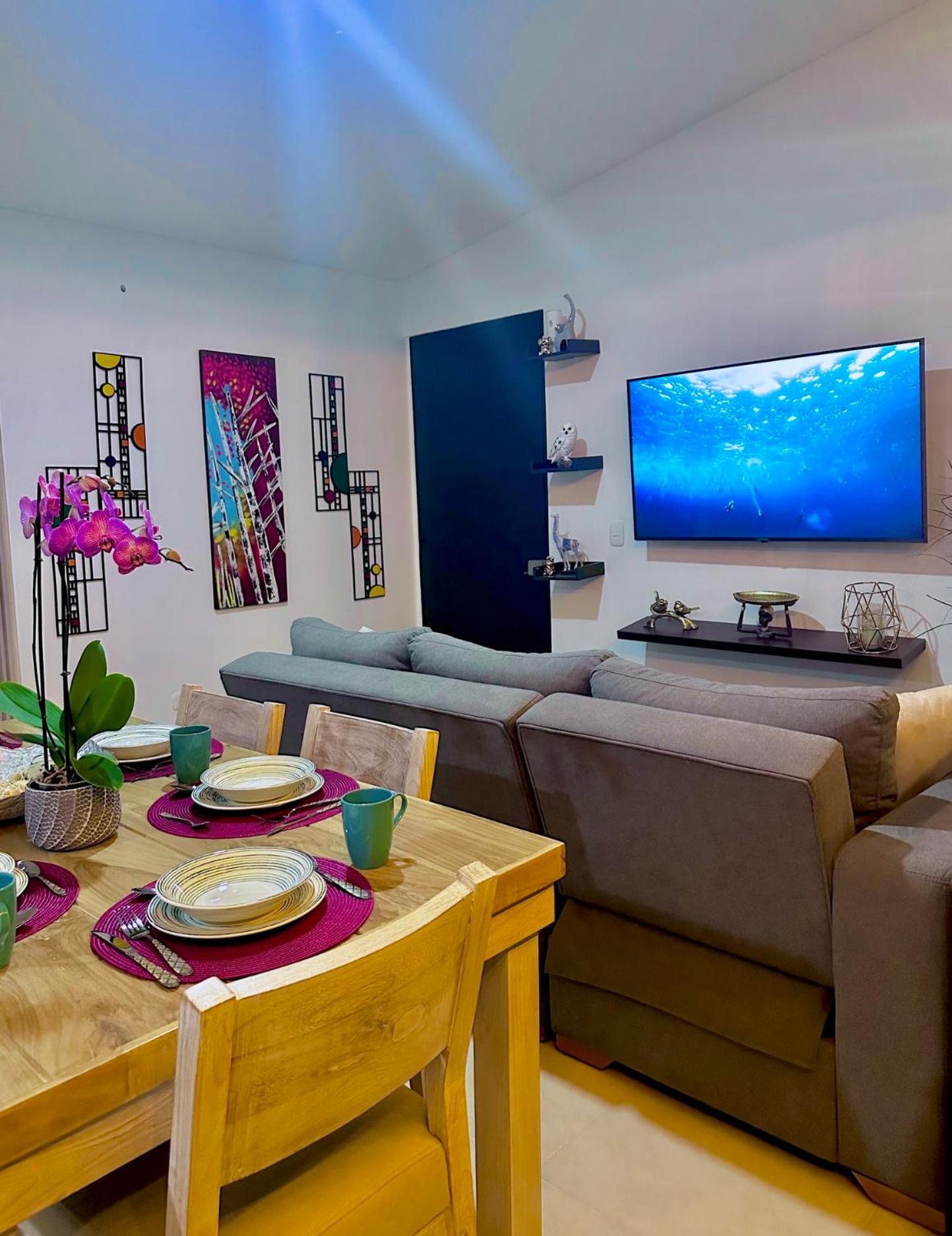 Apartamento Condominio Vacaciones G305 a 5 Minutos del Aeropuerto, 20 minutos del parque del cafe cerca en Armenia, Ubicado en La Tebaida.