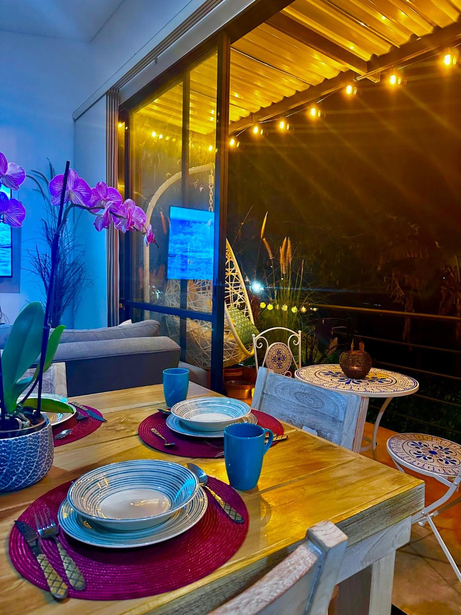 Apartamento Condominio Vacaciones G305 a 5 Minutos del Aeropuerto, 20 minutos del parque del cafe cerca en Armenia, Ubicado en La Tebaida.