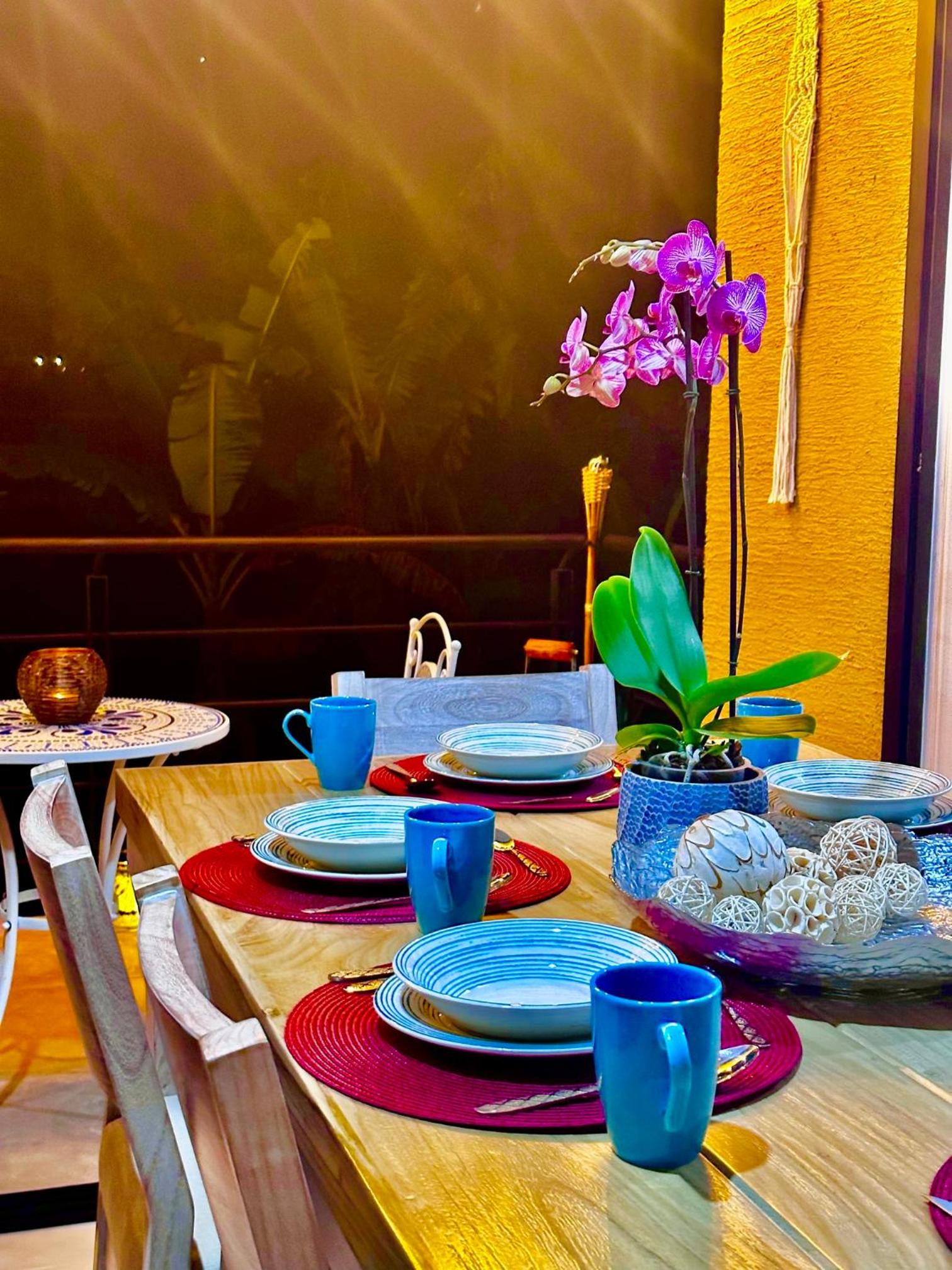 Apartamento Condominio Vacaciones G305 a 5 Minutos del Aeropuerto, 20 minutos del parque del cafe cerca en Armenia, Ubicado en La Tebaida.