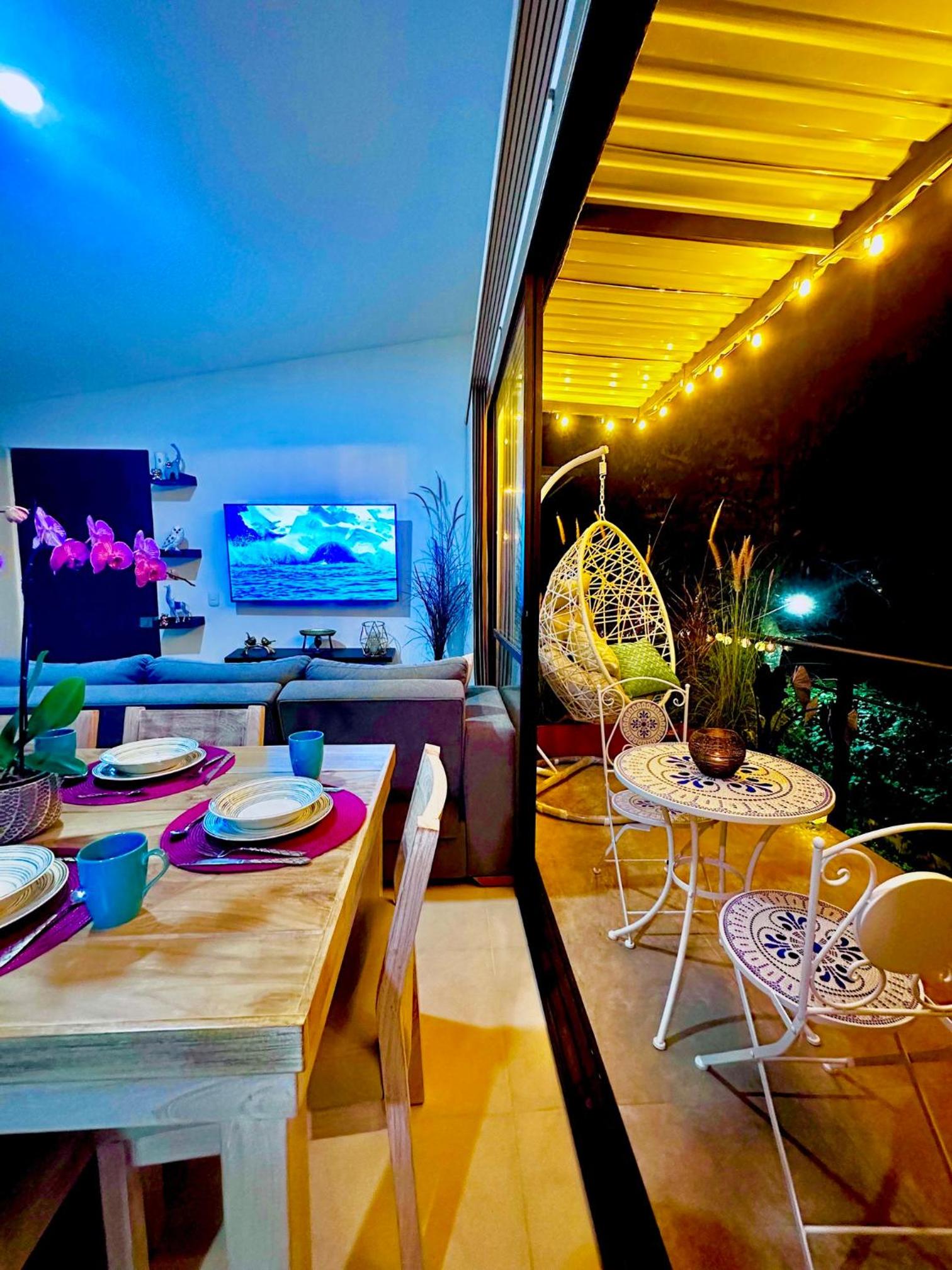 Apartamento Condominio Vacaciones G305 a 5 Minutos del Aeropuerto, 20 minutos del parque del cafe cerca en Armenia, Ubicado en La Tebaida.