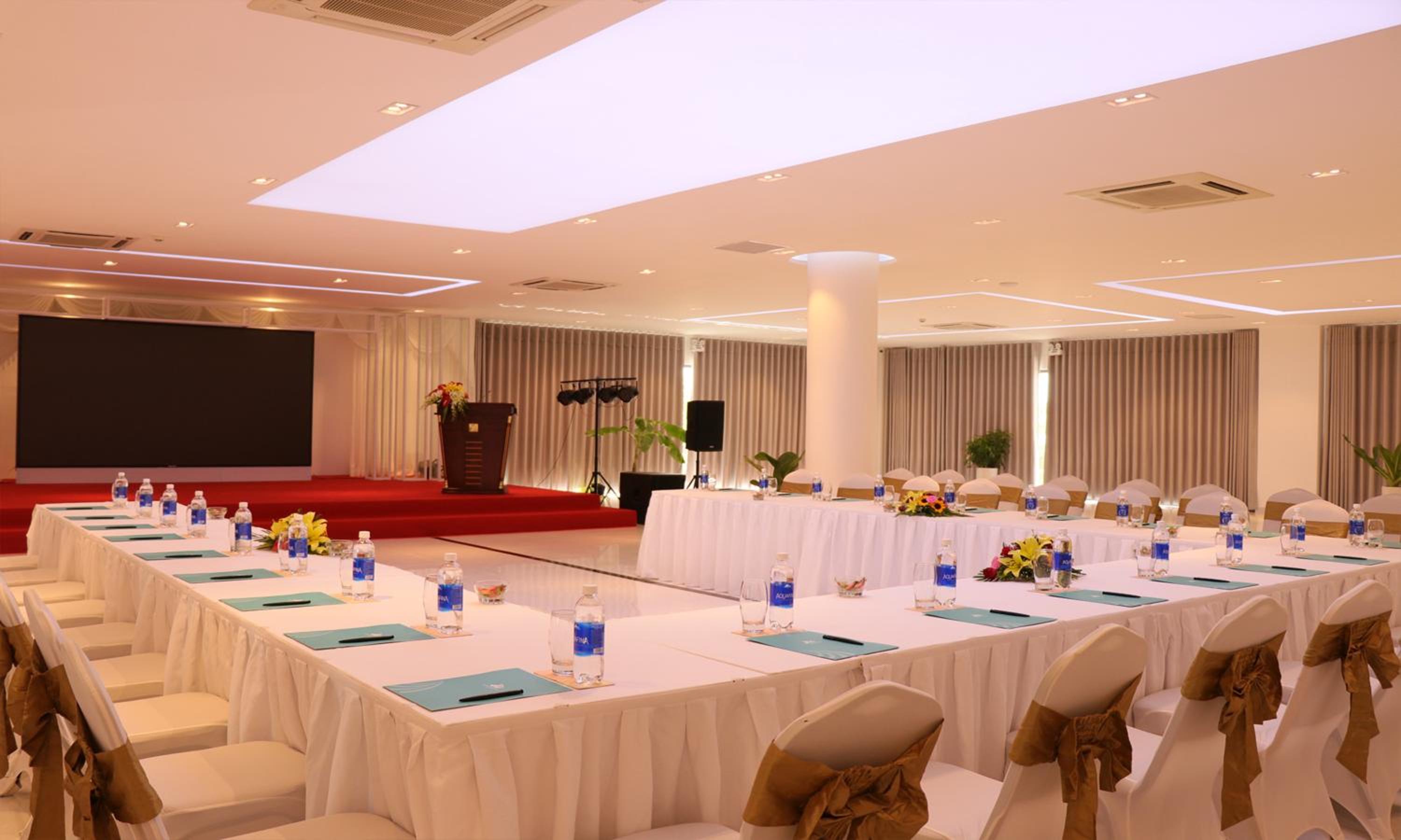 Cam Ranh Riviera Beach Resort & Spa 27