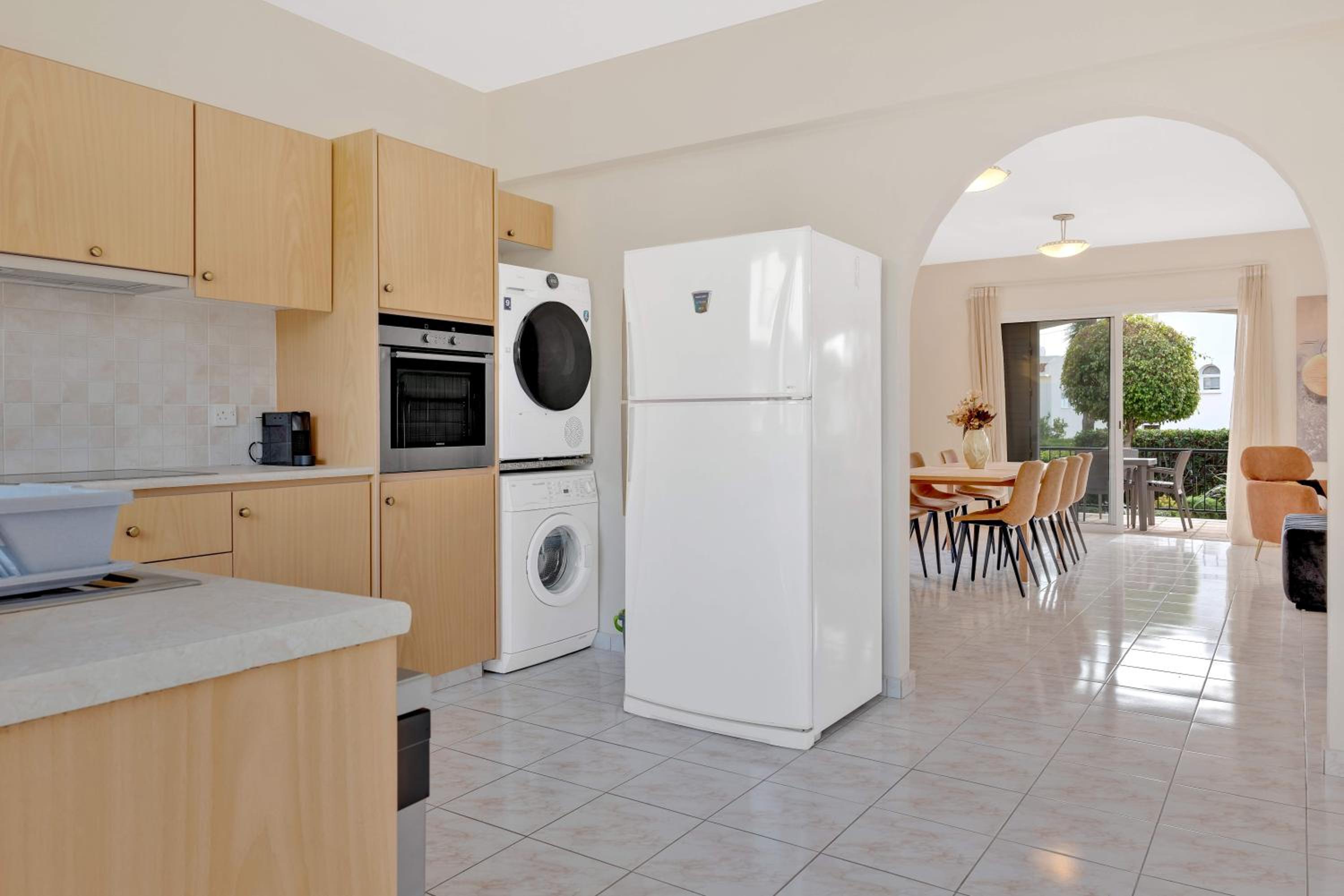Phaedrus Living: Coral Bay Luxury Villa