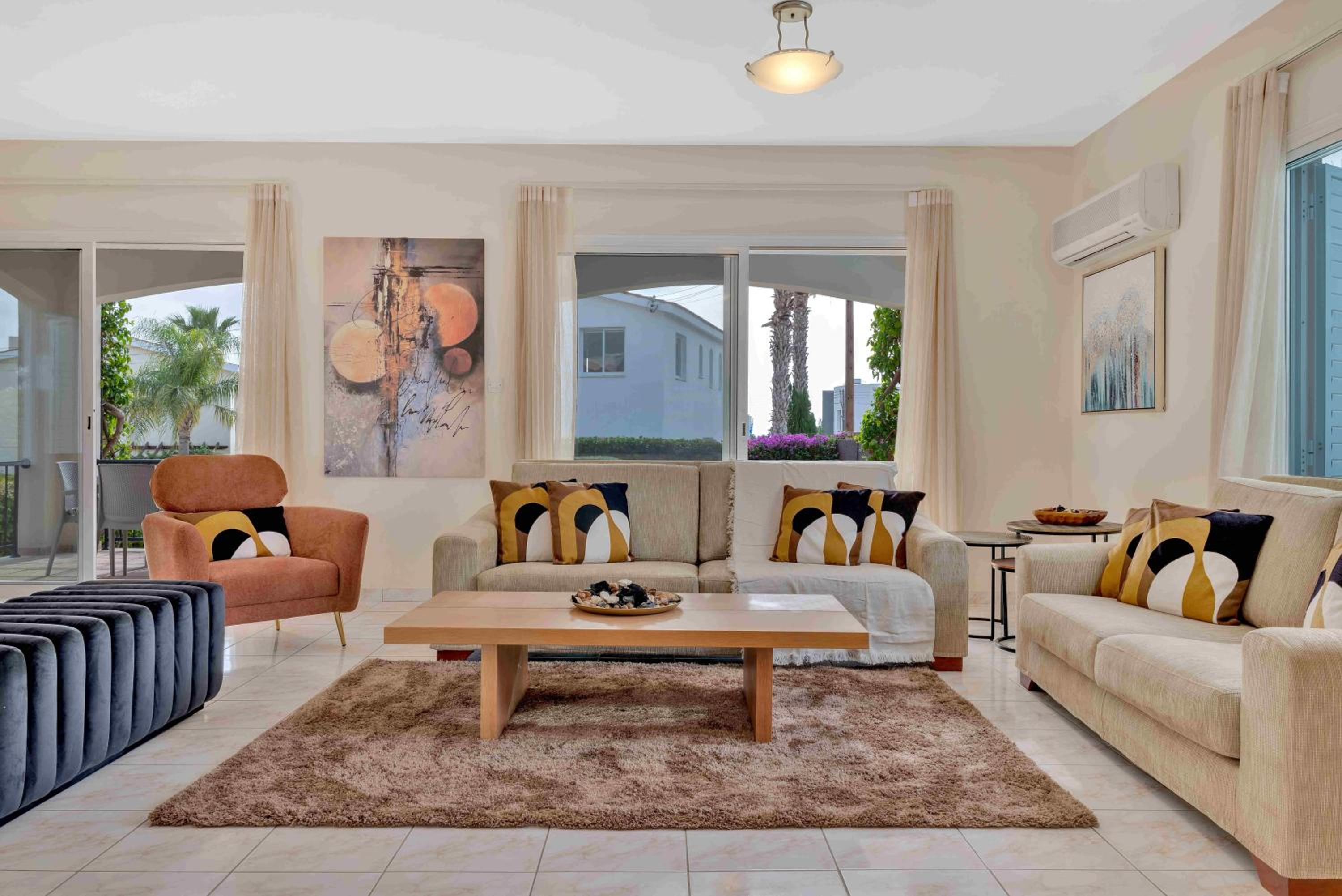 Phaedrus Living: Coral Bay Luxury Villa