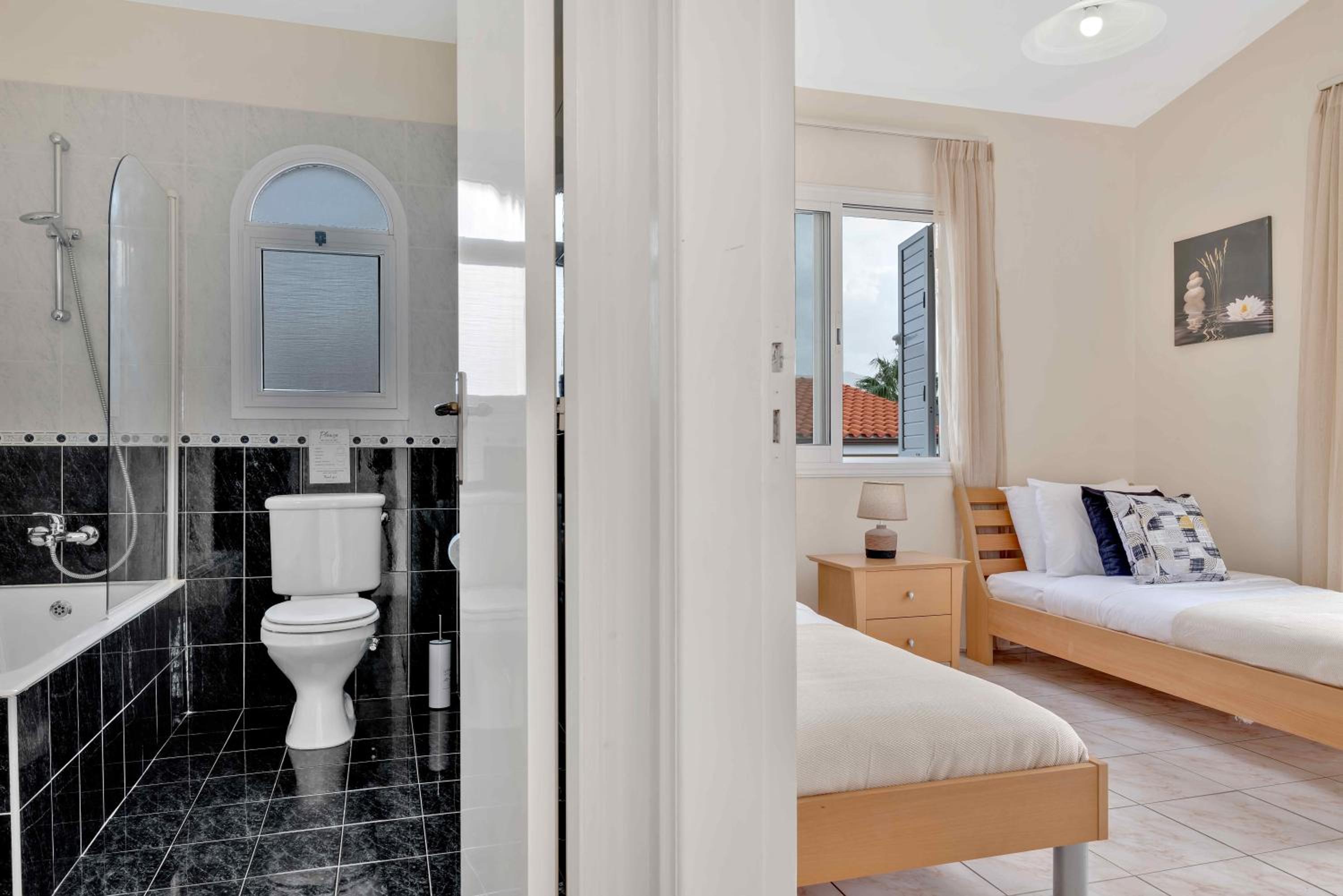 Phaedrus Living: Coral Bay Luxury Villa