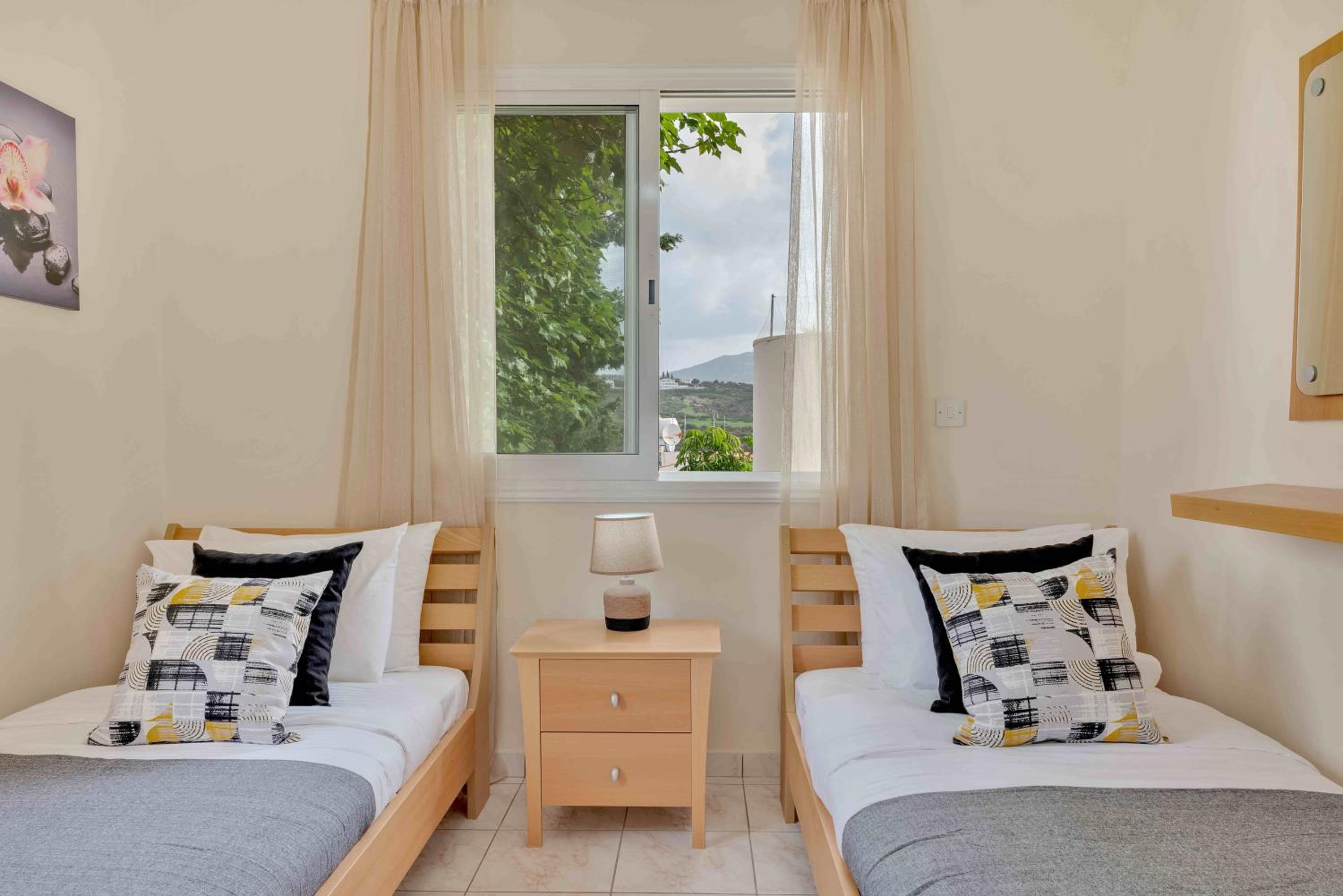 Phaedrus Living: Coral Bay Luxury Villa