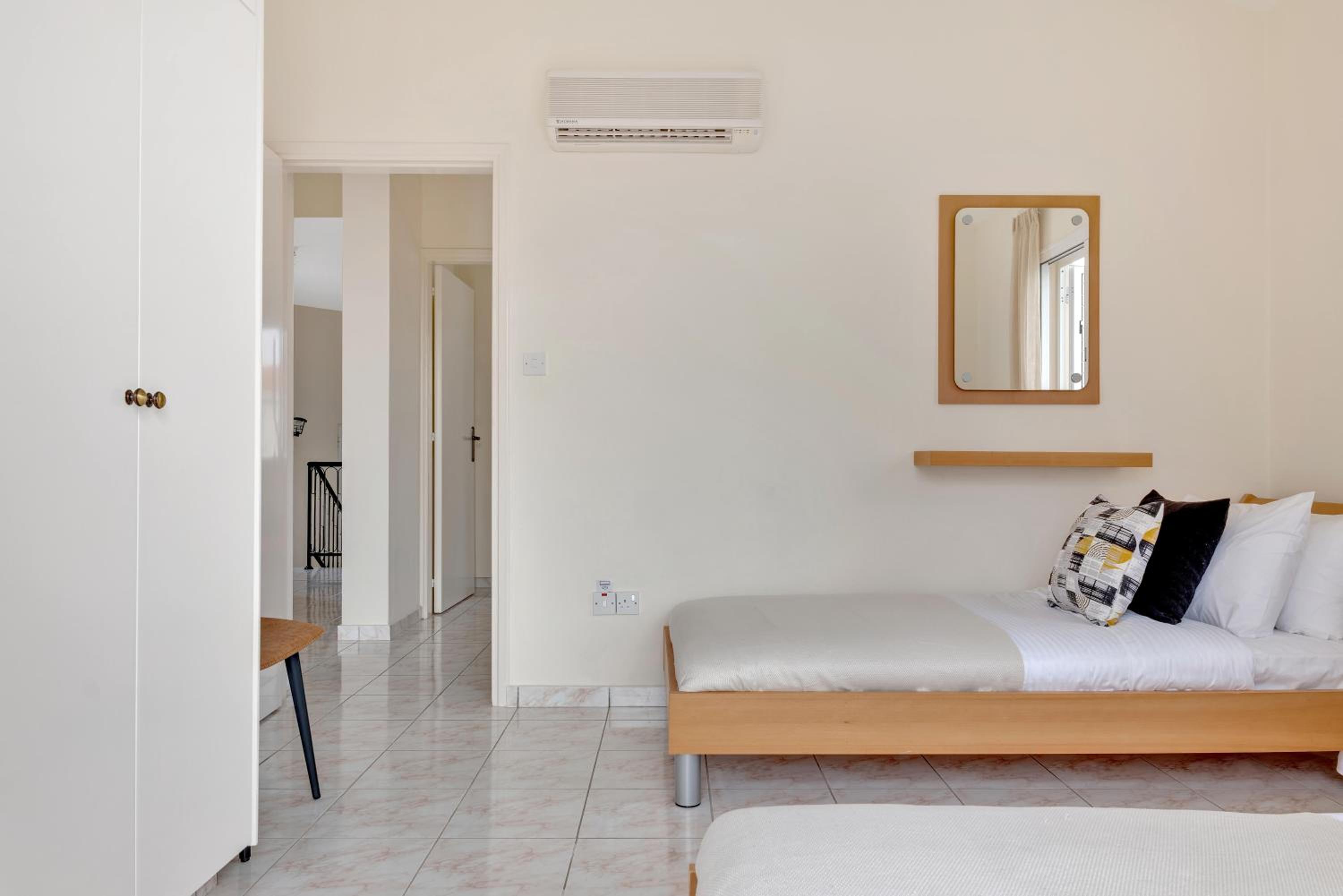 Phaedrus Living: Coral Bay Luxury Villa