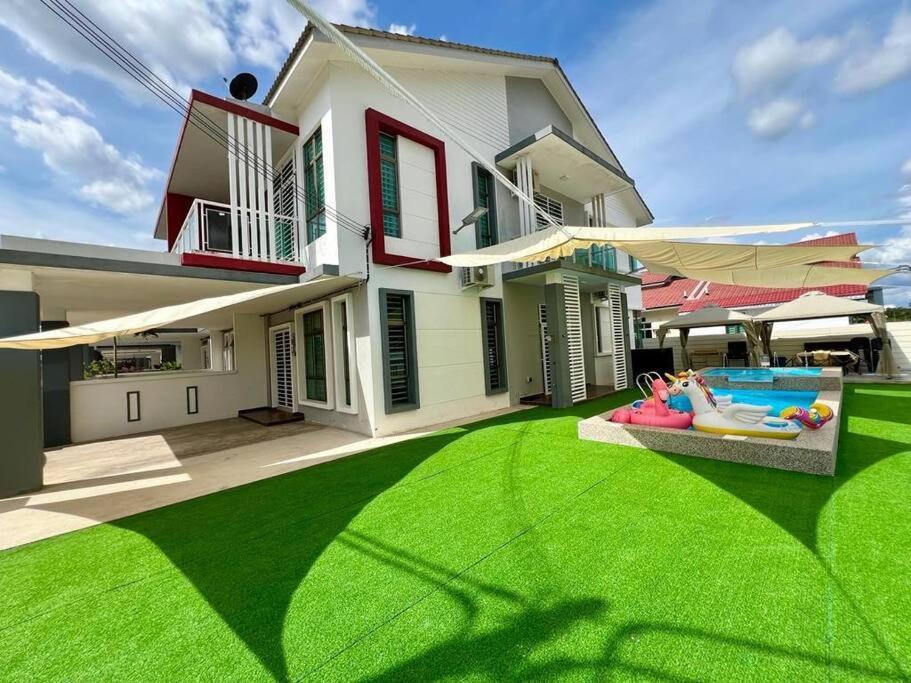 Lazic Homestay Melaka Private Pool photo 1