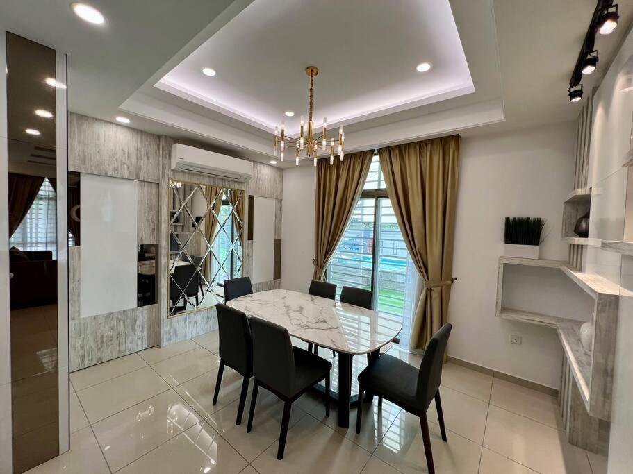 Lazic Homestay Melaka Private Pool photo 6