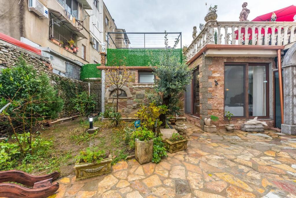 Kanuni Authentic Albanian House by PikHost