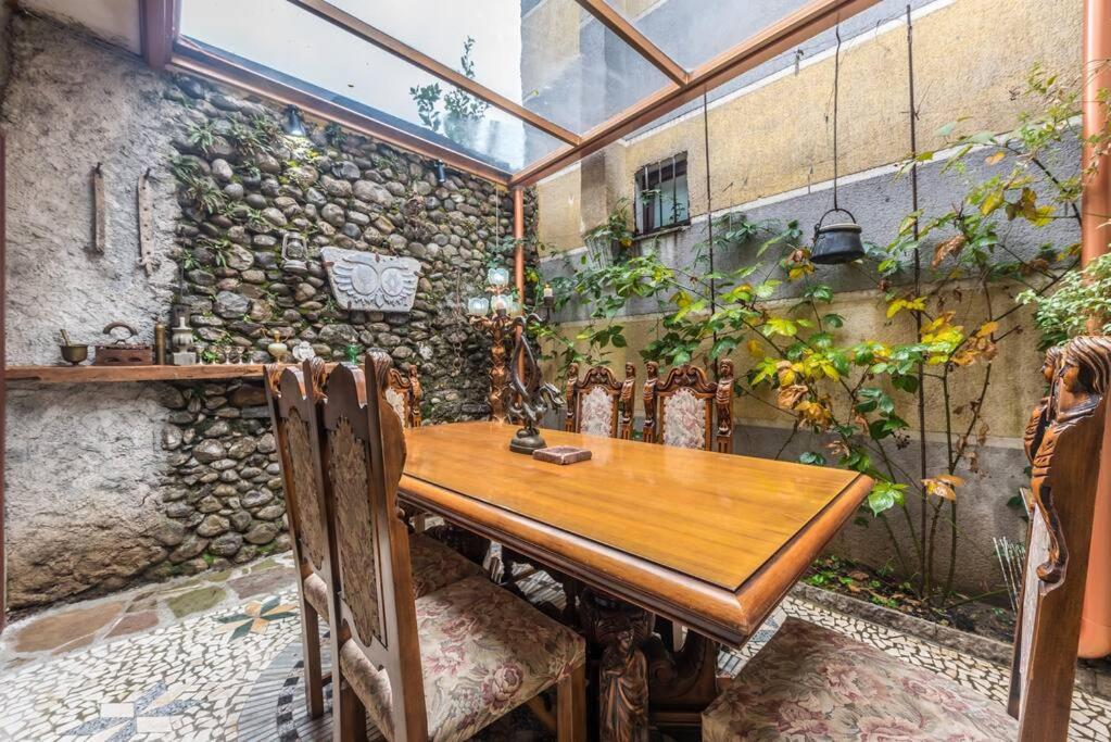 Kanuni Authentic Albanian House by PikHost