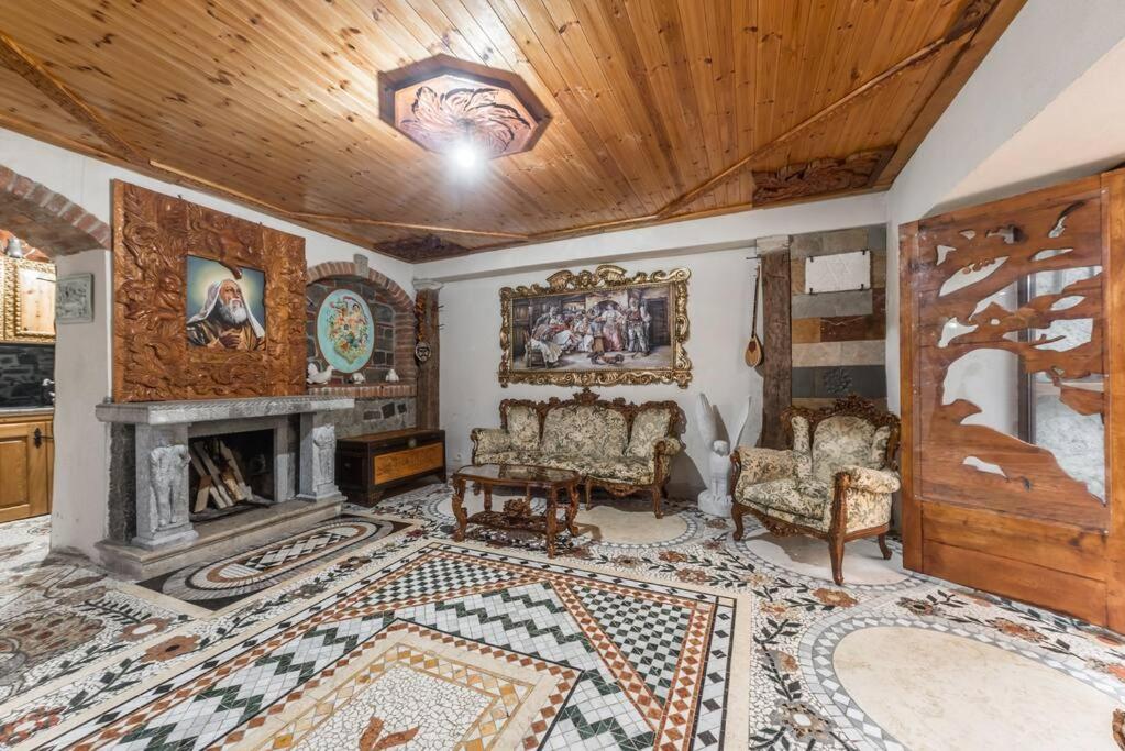 Kanuni Authentic Albanian House by PikHost