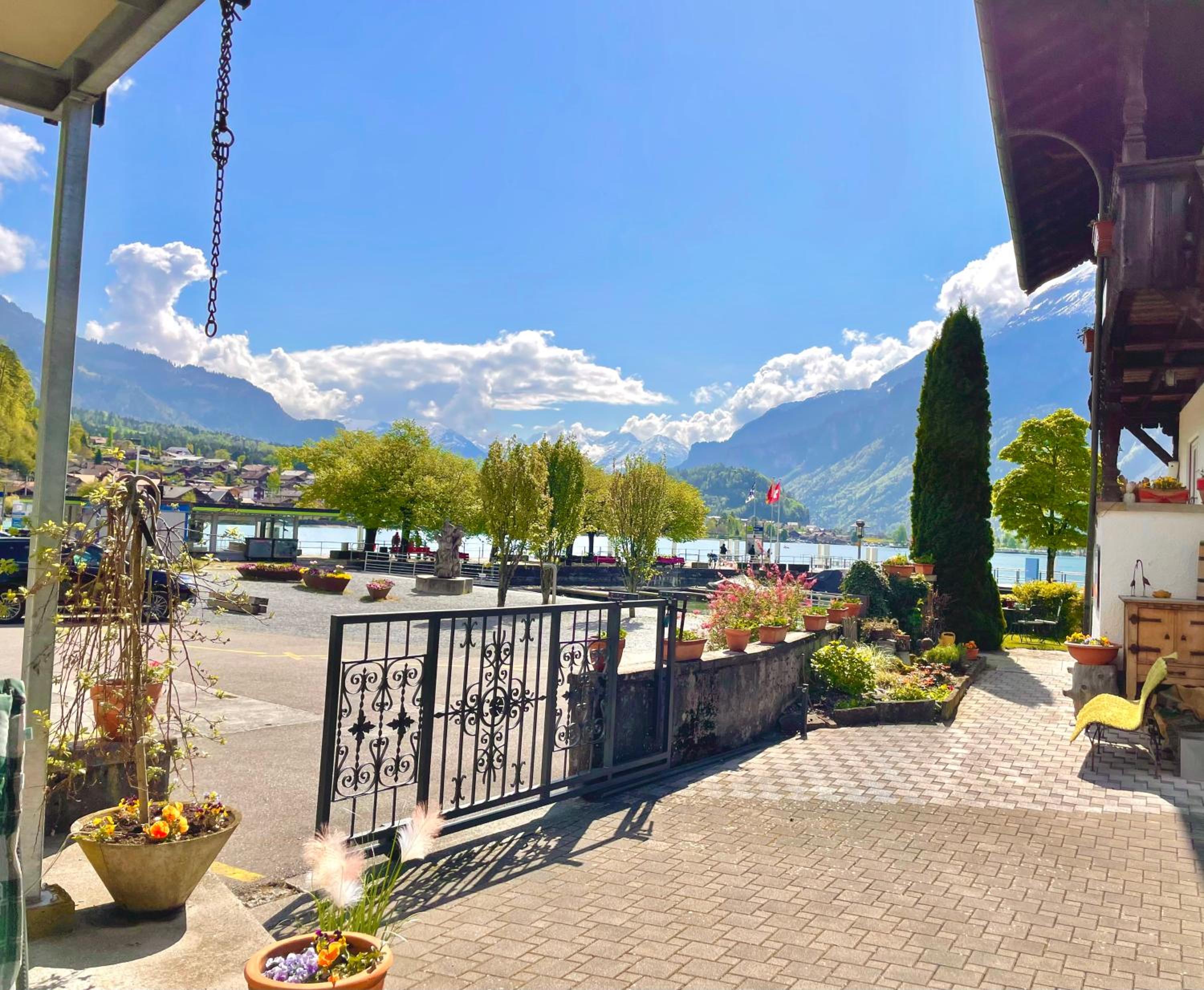 Romantic Lake & Mountain apartment Pure Swissness