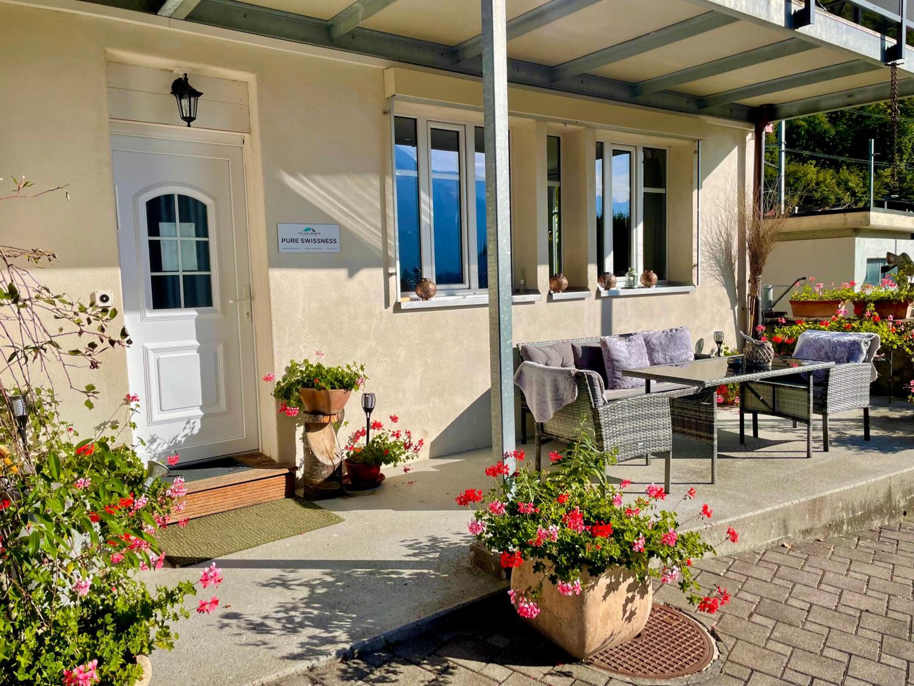 Romantic Lake & Mountain apartment Pure Swissness