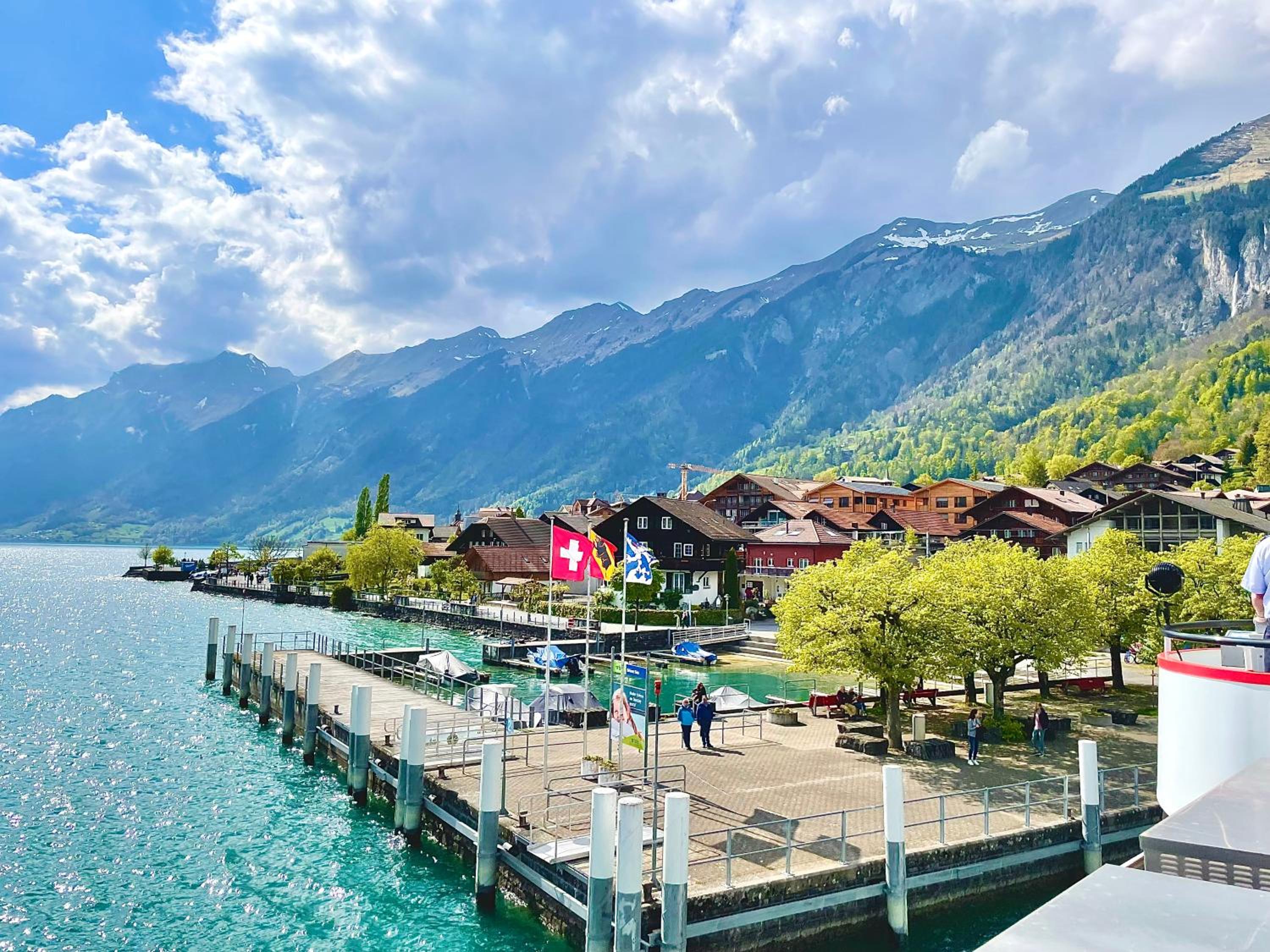 Romantic Lake & Mountain apartment Pure Swissness