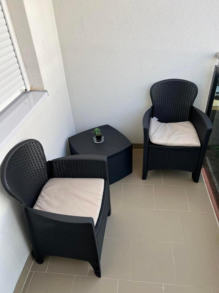 Stan na Dan-Apartman Smile Lukavica