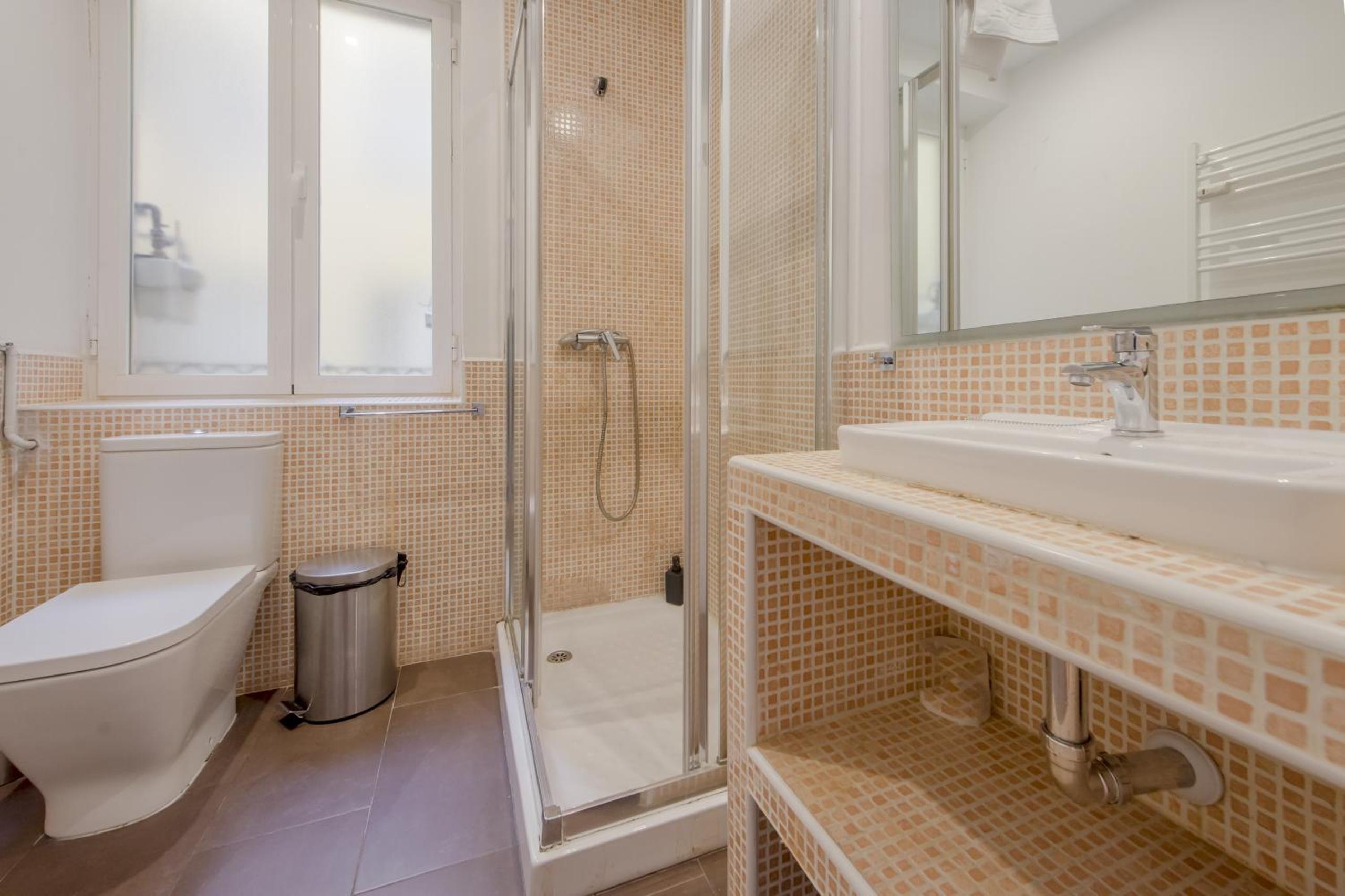 Luxury Apartamento de 5hab en el centro de Madrid view 2