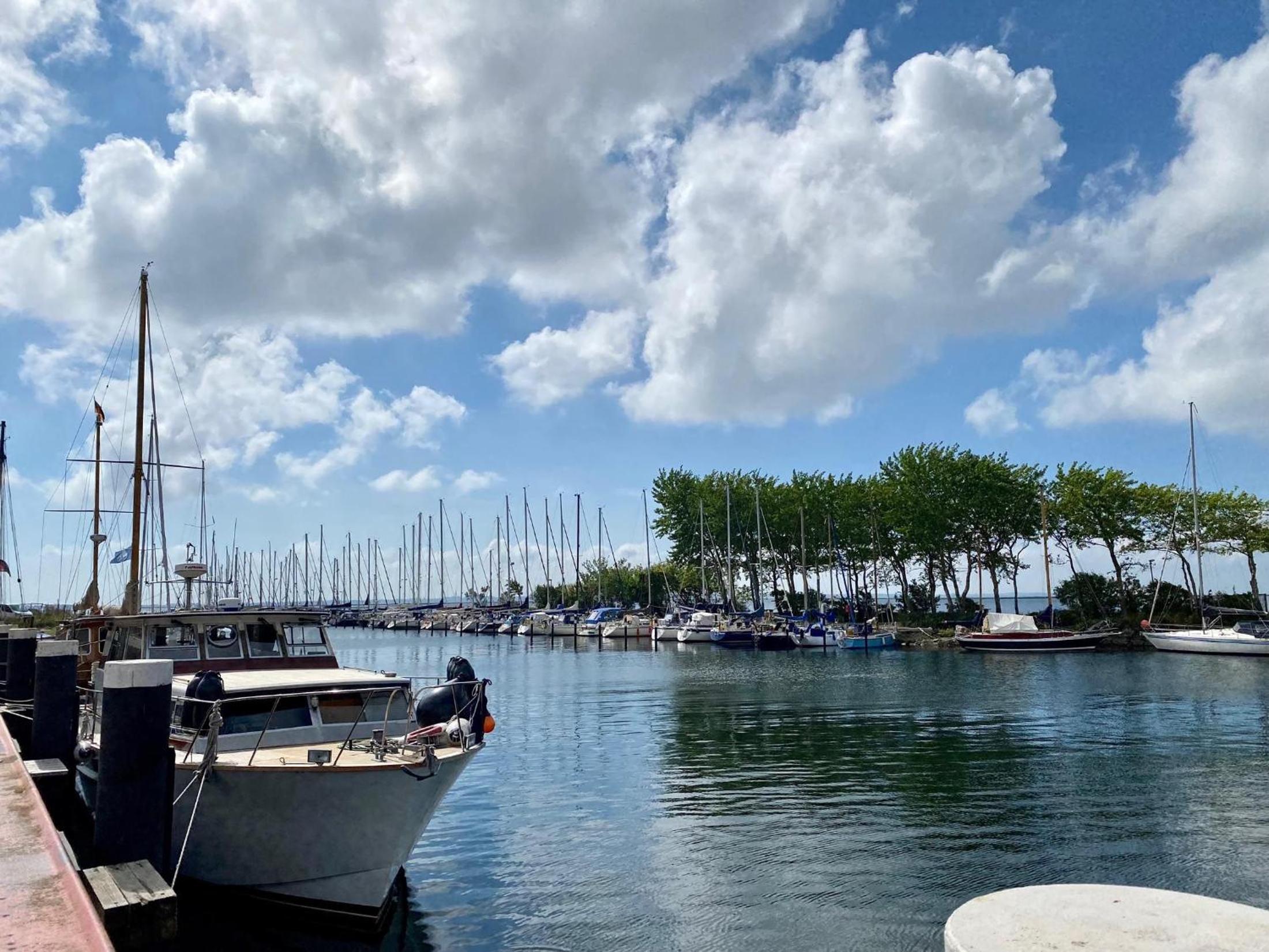Orth B16 - toller Hafen-und Ostseeblick