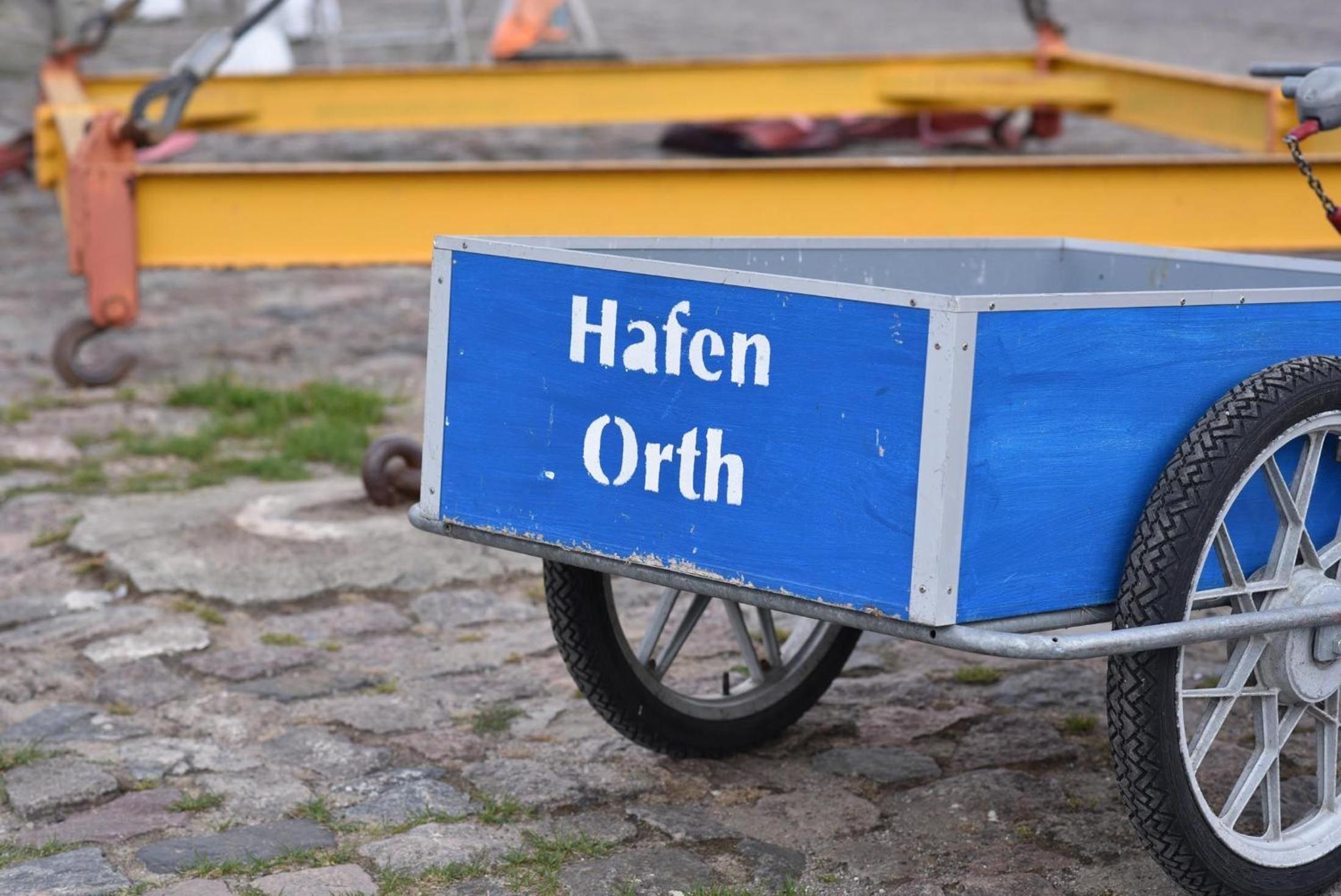 Orth B16 - toller Hafen-und Ostseeblick