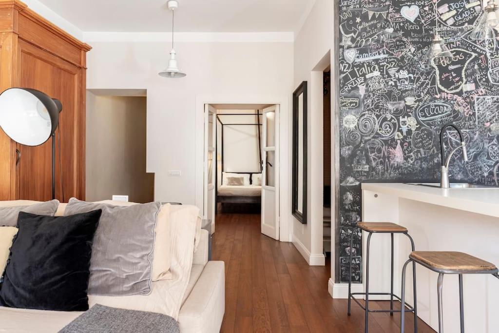 Charming Penthouse with terrace Colosseum