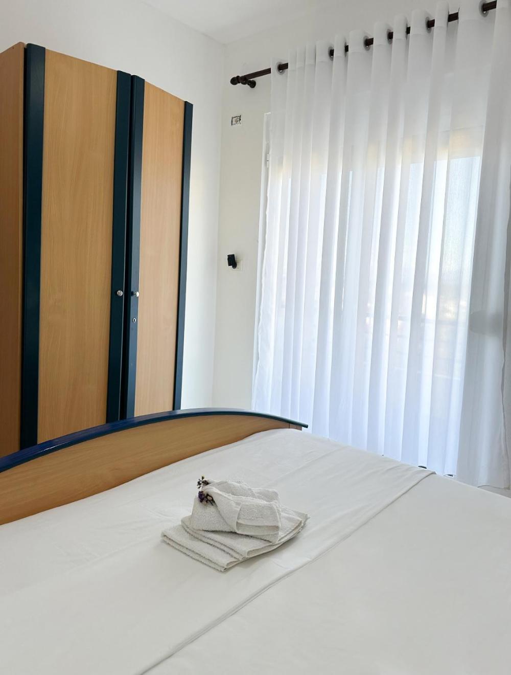 Kel Rooms