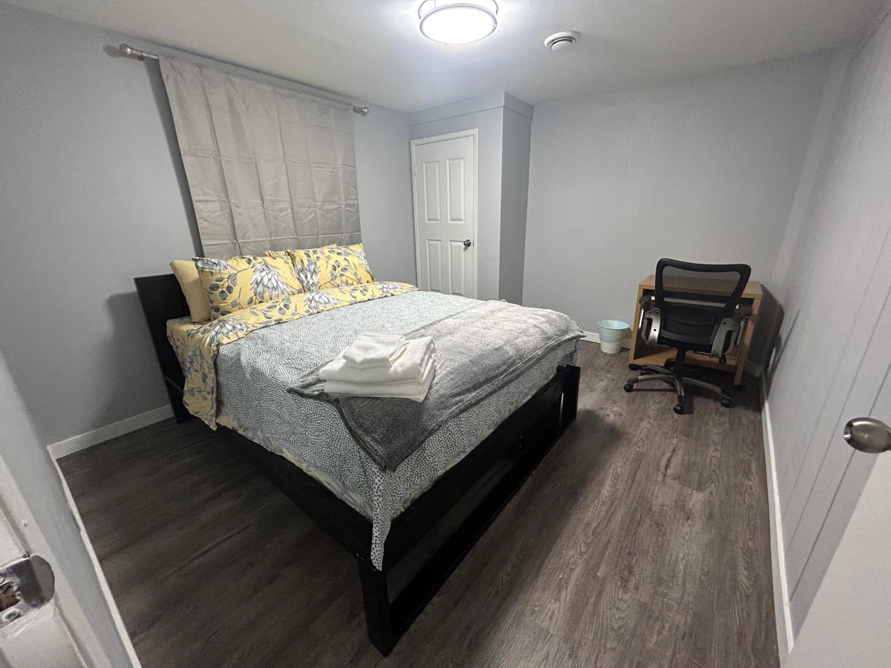 Cute Highlandpark (Lower A Unit)