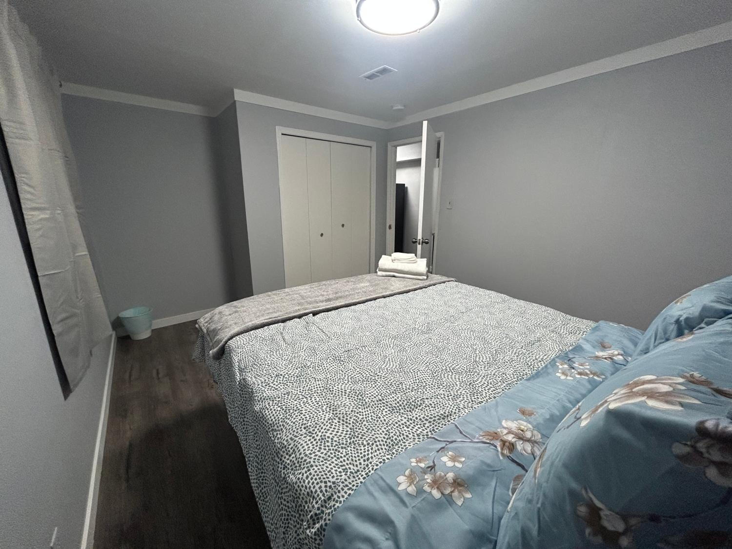 Cute Highlandpark (Lower A Unit)