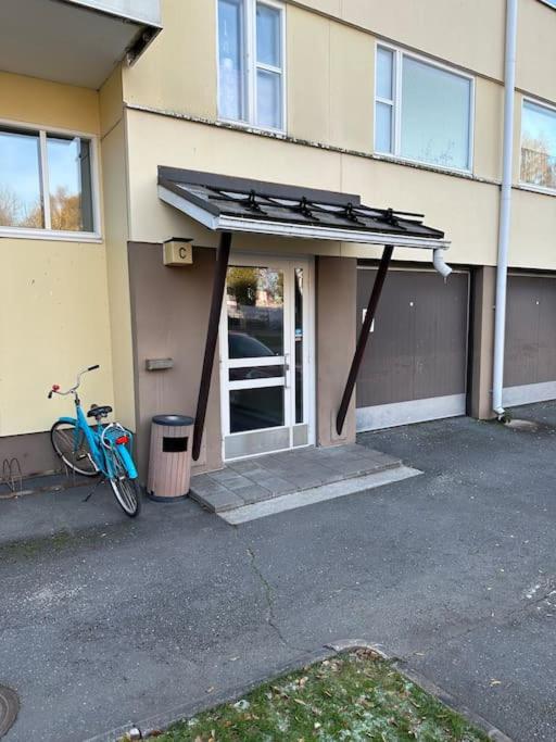 Kotimaailma apartments - Viihtyisä Neliö keskustassa