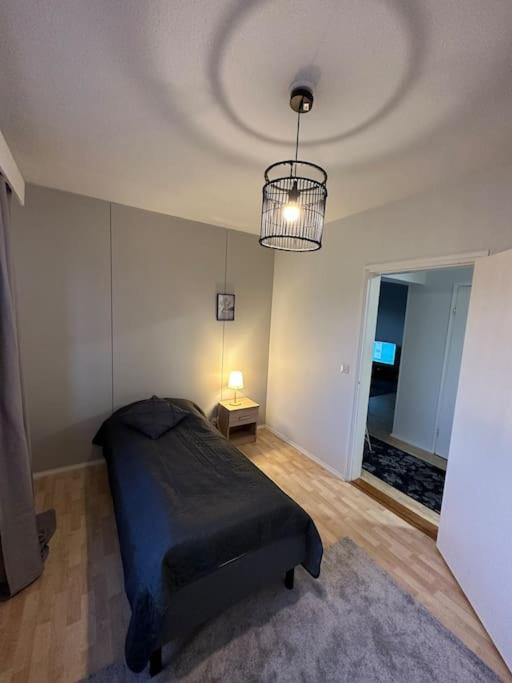 Kotimaailma apartments - Viihtyisä Neliö keskustassa