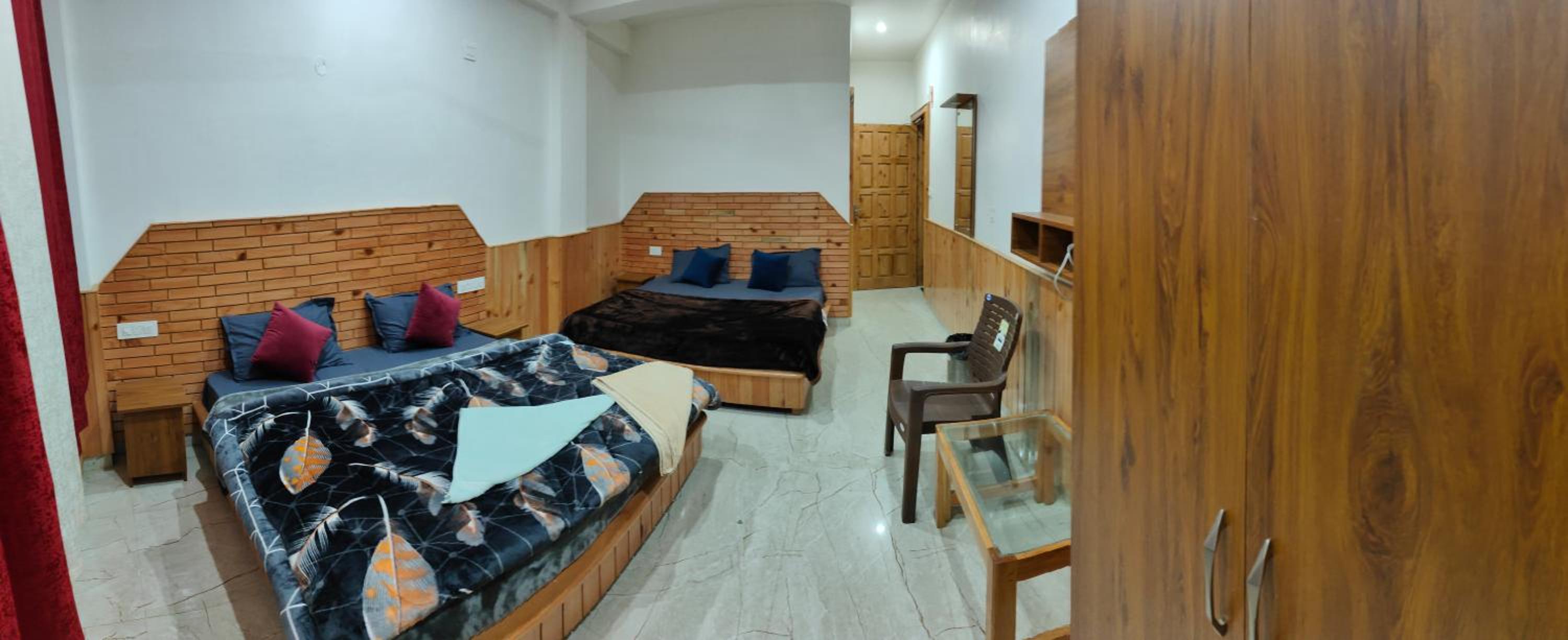 NEW SAMY CAFE AND HOMESTAY