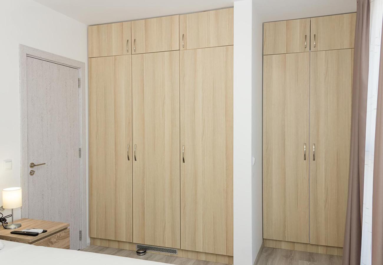 Modern Haven in Varna Retreat with Chic Ambiance by Flat Mаnager