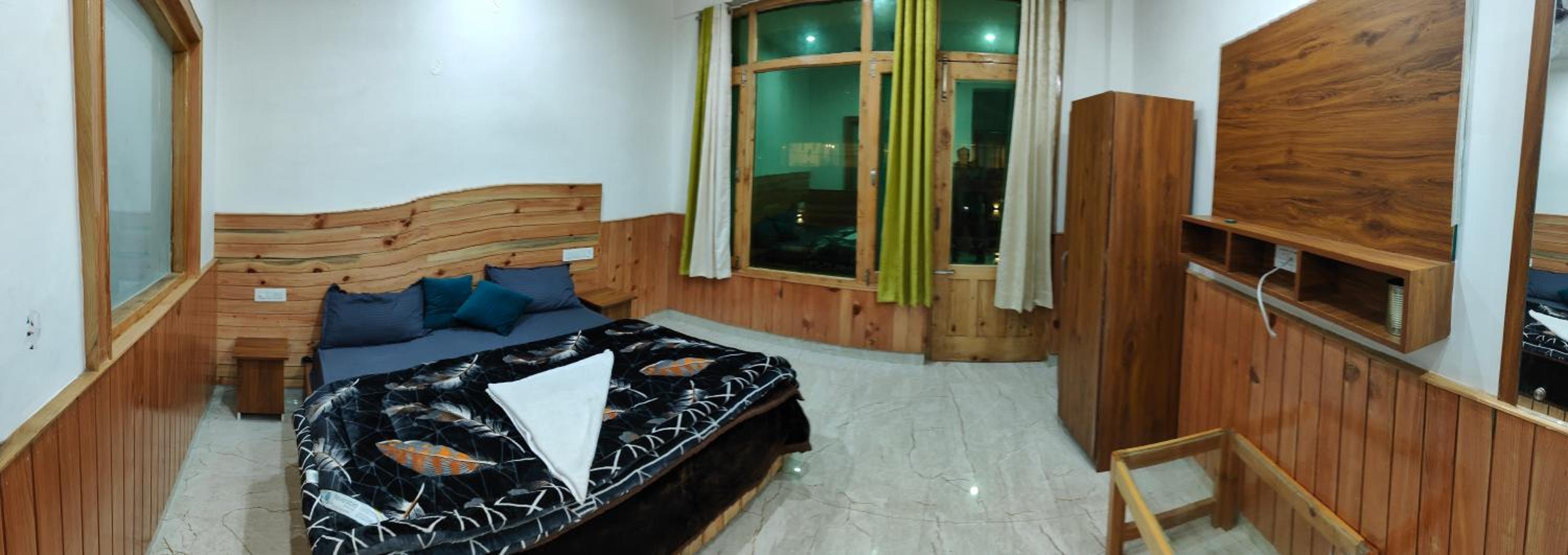 NEW SAMY CAFE AND HOMESTAY