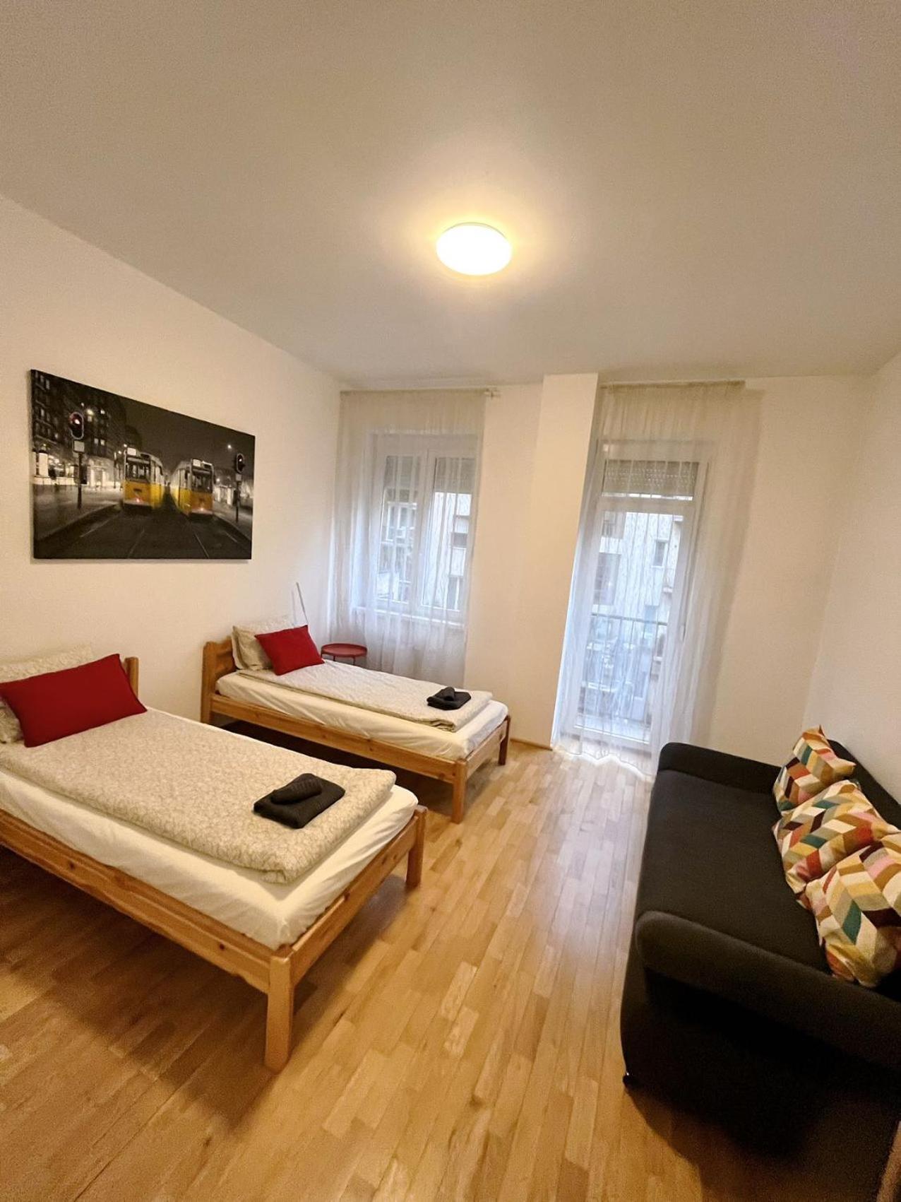 Boutique Family Apartment in the Heart of City