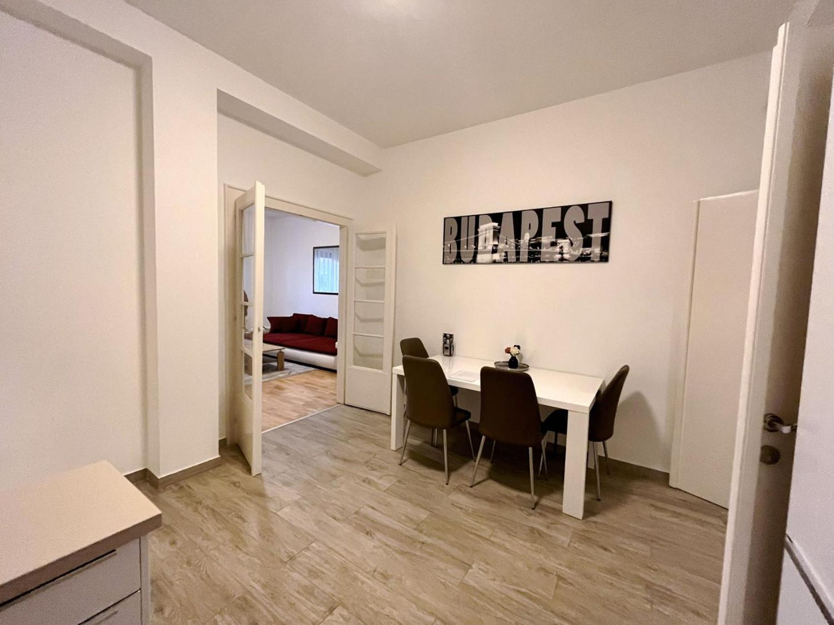 Boutique Family Apartment in the Heart of City