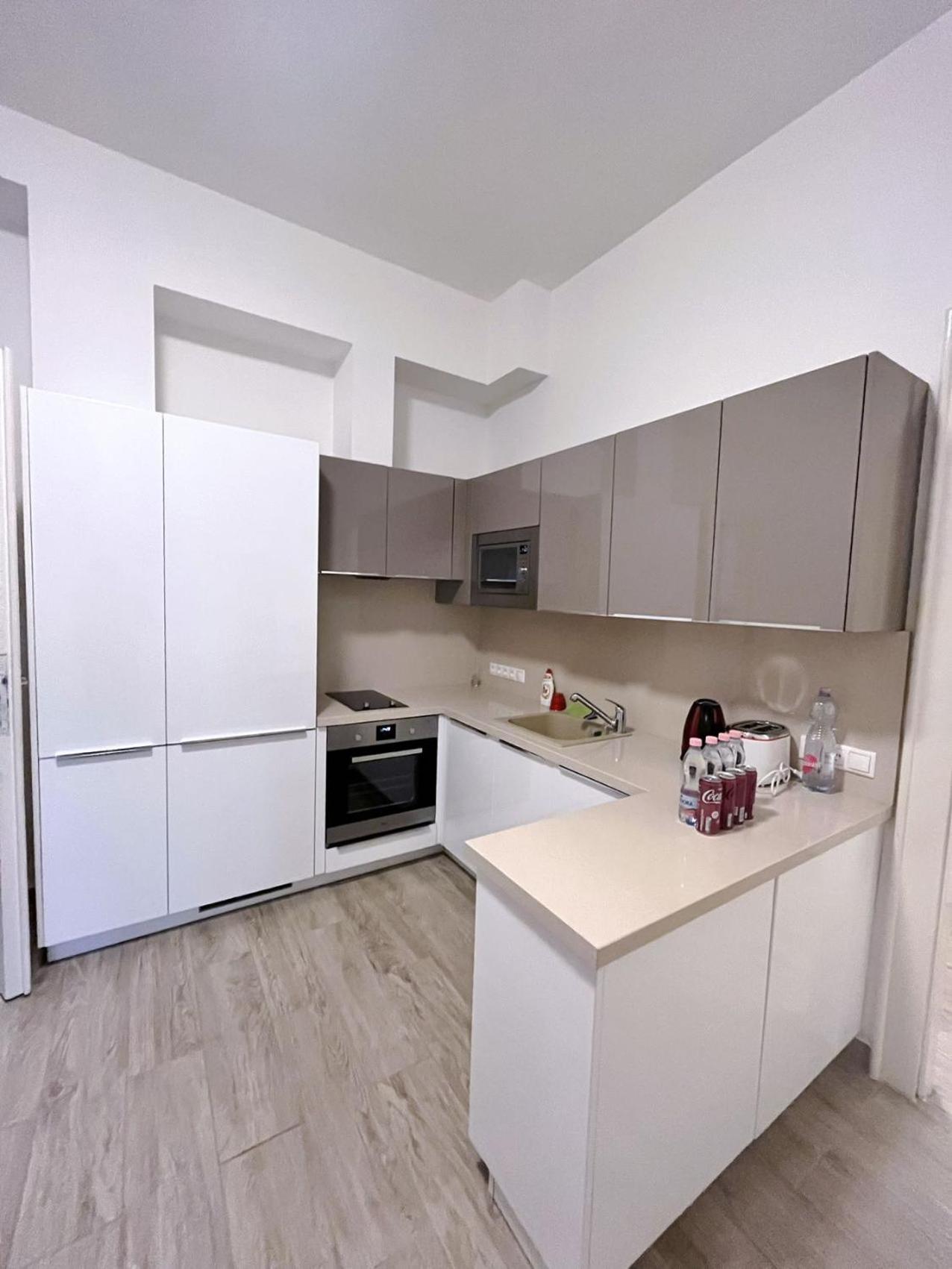 Boutique Family Apartment in the Heart of City